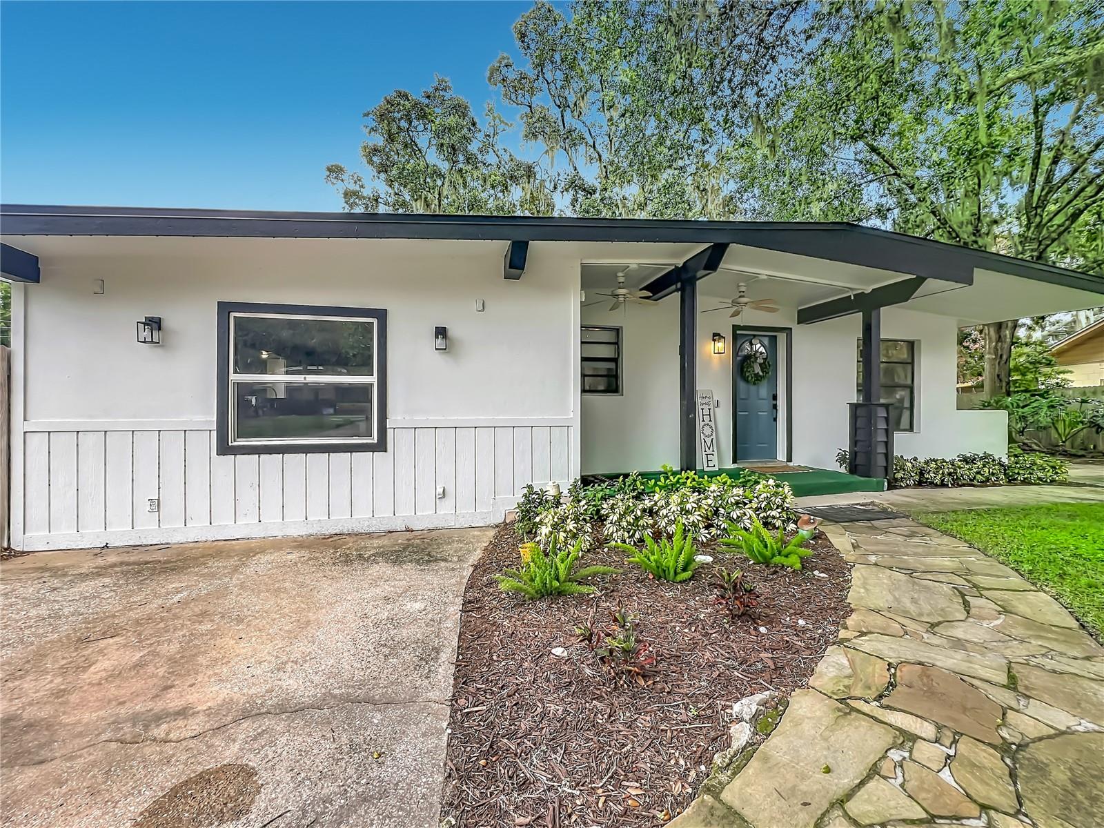 719 CHEROKEE CIRCLE