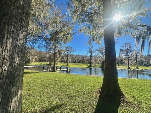 A home in DUNNELLON