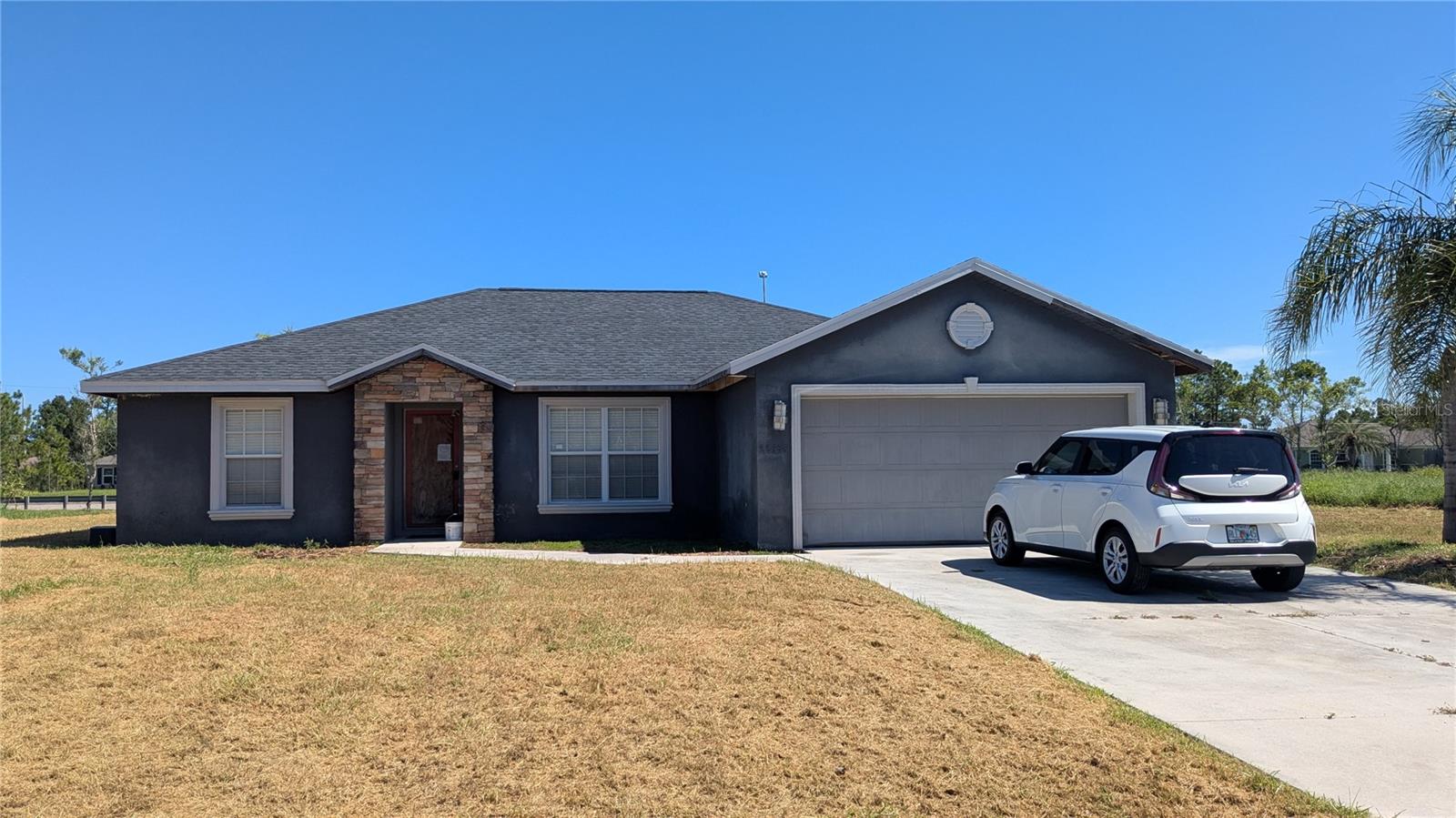 Investor / contractor special! Great bones! New Roof! All Appliances and building materials included in rebuild! , Insulation, PEX plumbing lines, electrical boxes and switches and much more... great investment!