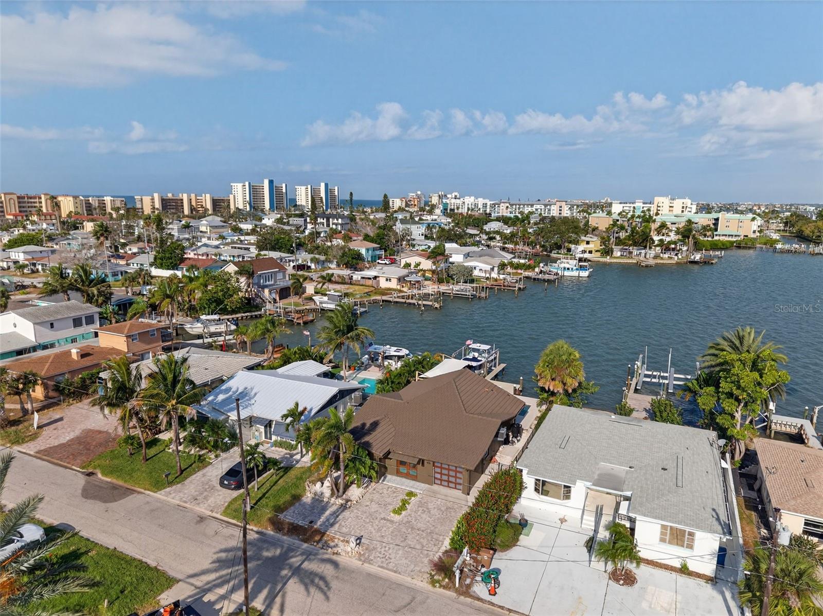 MADEIRA SHORES 1ST ADD - Residential