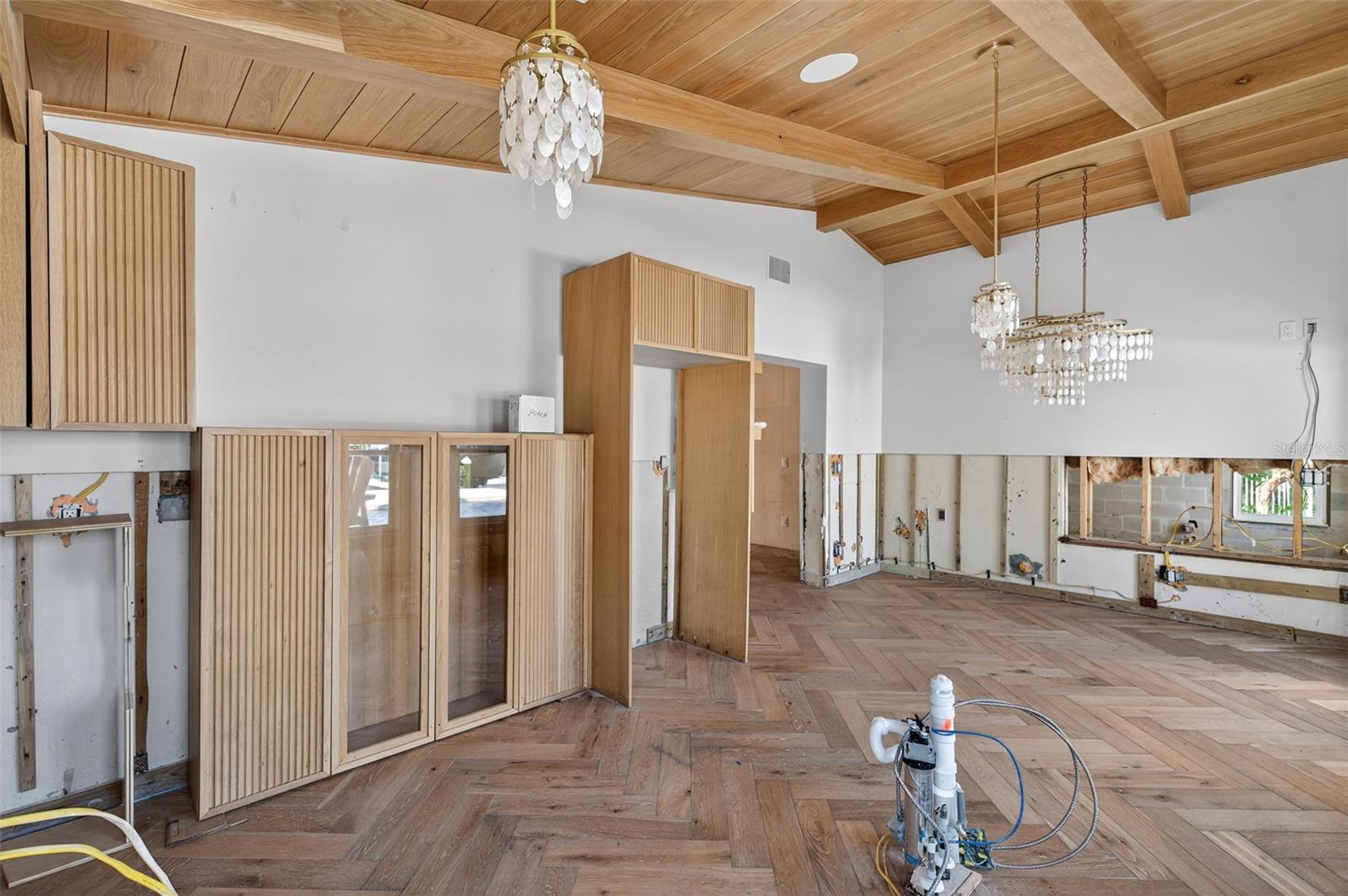 MADEIRA SHORES 1ST ADD - Residential