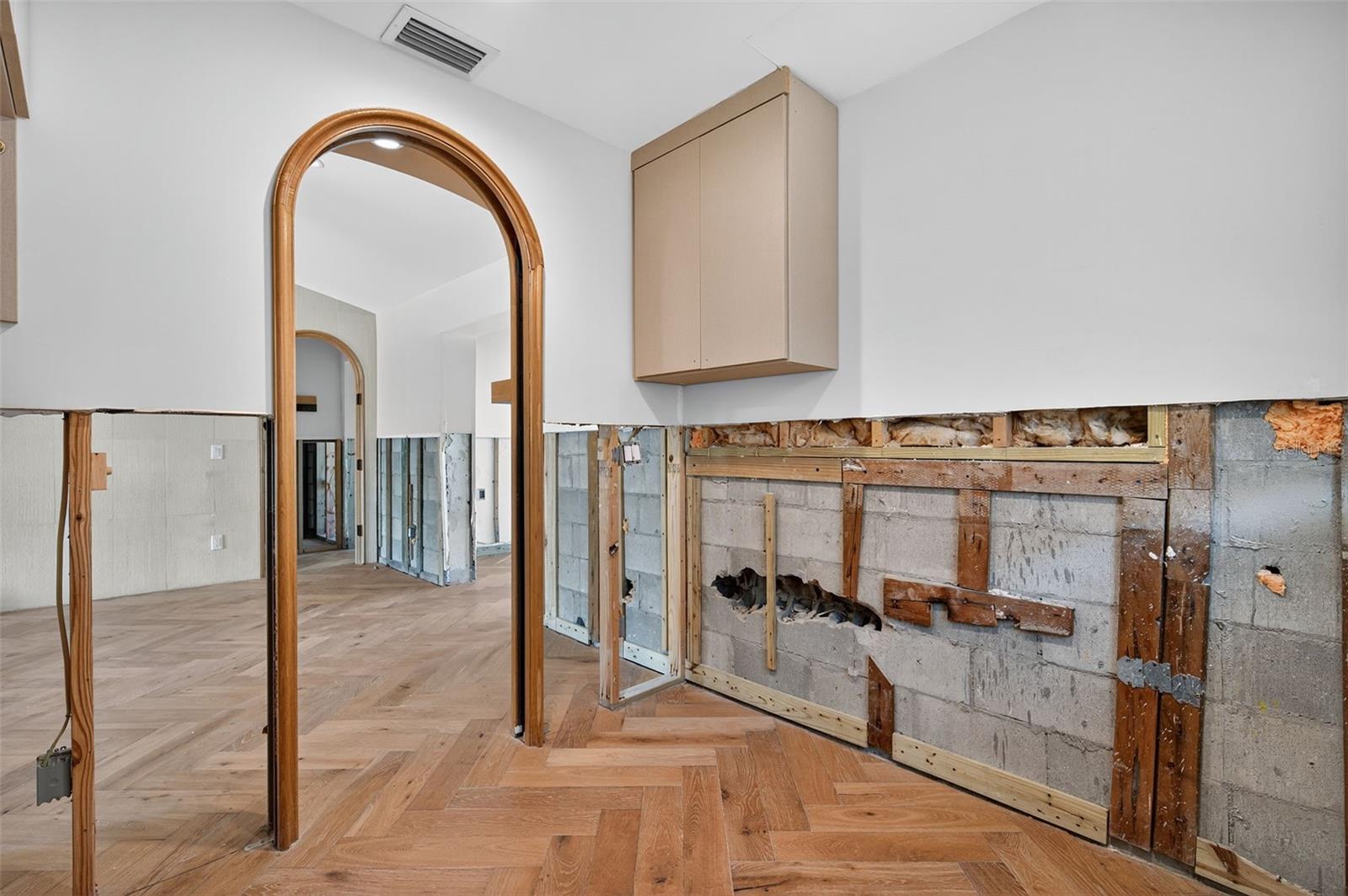 MADEIRA SHORES 1ST ADD - Residential