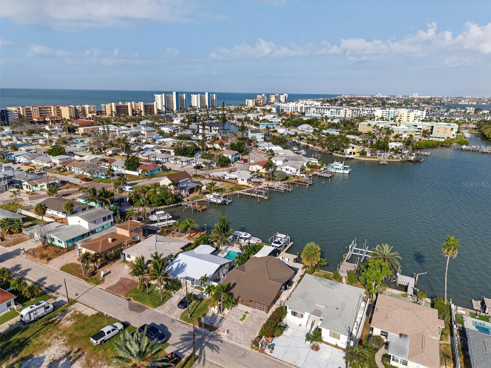 MADEIRA SHORES 1ST ADD - Residential