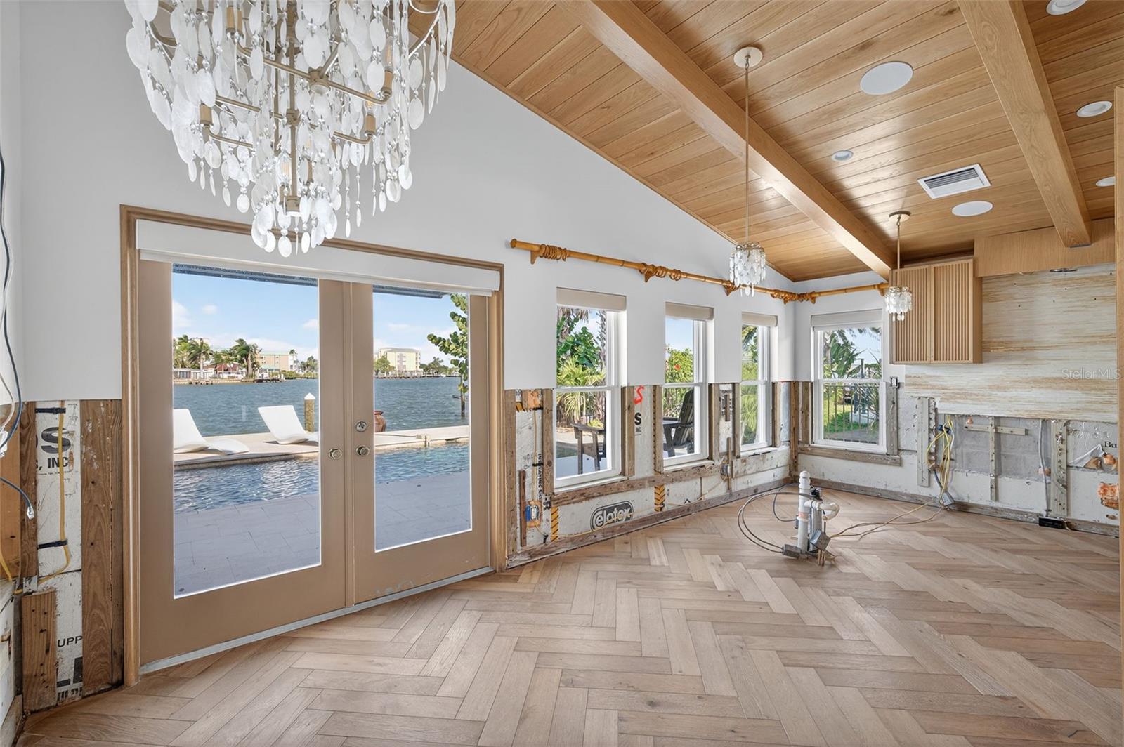 MADEIRA SHORES 1ST ADD - Residential