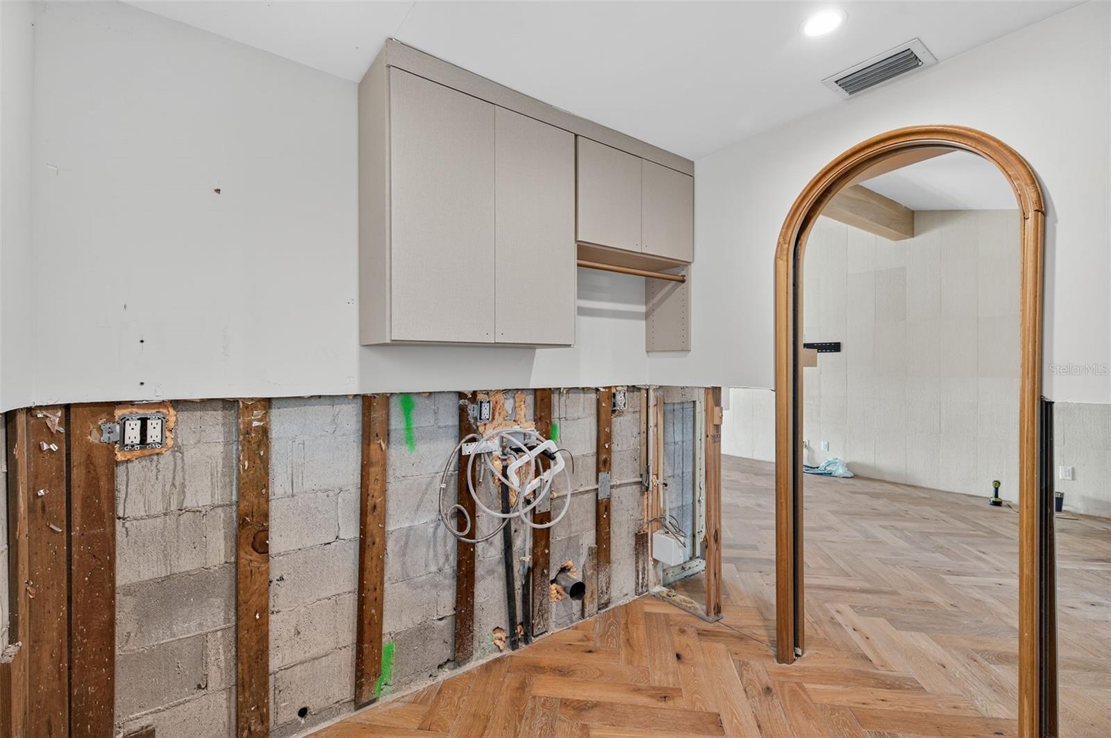 MADEIRA SHORES 1ST ADD - Residential