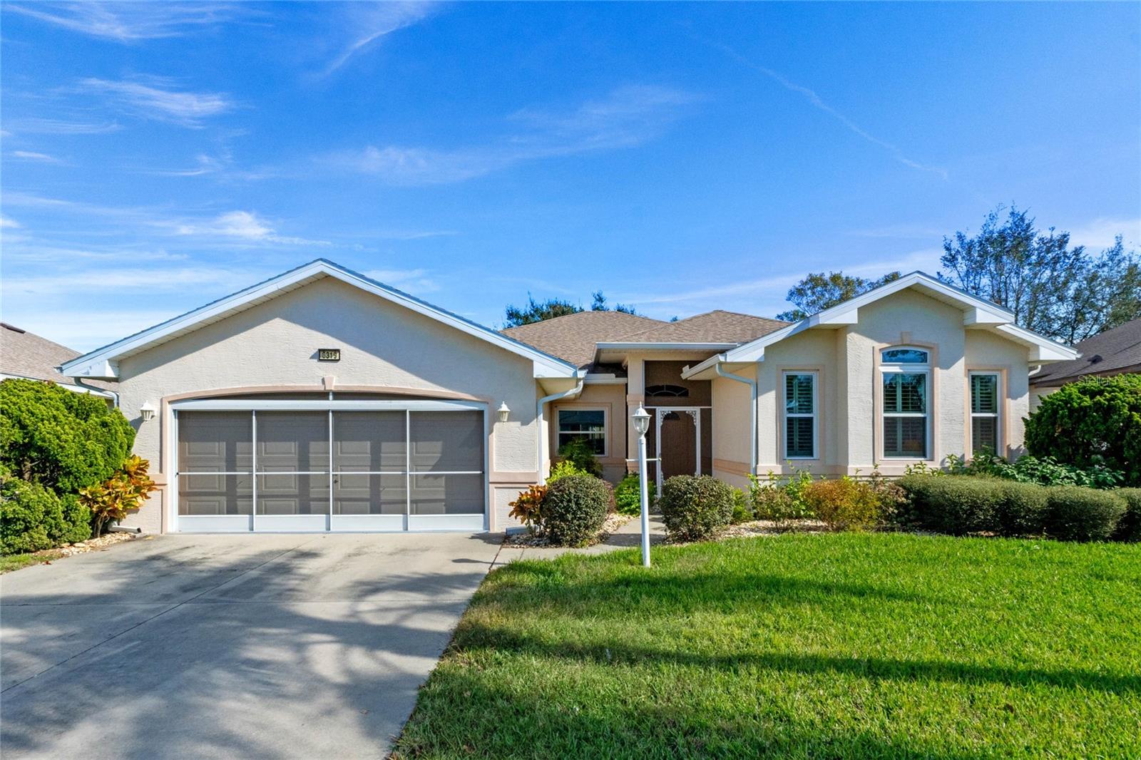 One or more photo(s) has been virtually staged. HOME ON CONSERVATION LOT WITH POND VIEWS & HAS AN OPEN-DESIGN WITH CATHEDRAL CEILINGS. PRIMARY BEDROOM HAS A WALK-IN CLOSET AND AN EN SUITE. TWO ADDITIONAL BEDROOMS AND A GUEST BATH WITH SHOWER. LAUNDRY ROOM WITH WASHER & DRYER AND BUILT-IN CABINETS, PLUS A LARGE CLOSET. THE 2-CAR GARAGE HAS STORAGE SPACE, PEGBOARD, PULL-DOWN ACCESS TO THE ATTIC AND A UTILITY SINK. ROYAL HIGHLANDS IS AN ACTIVE, 55 PLUS COMMUNITY WITH A FULL RANGE OF ACTIVITIES AND AMENITIES, WHICH INCLUDE: CABLE, HIGH-SPEED FIBER OPTIC INTERNET, ATTENDANTS AT GATE; GOLF COURSE, RESTAURANT, TENNIS; PICKLEBALL; SOFTBALL; TWO POOLS (INDOOR & OUTDOOR); SECURED RV STORAGE LOT; FITNESS ROOM; LIBRARY, ARTS & CRAFTS ROOM, BILLIARDS ROOM, AND SO MUCH MORE! LANDLORD PAYS MONTHLY HOA FEES AND LAWN CARE. TENANT(S) MUST COMPLY WITH HOA RULES & REGULATIONS.
