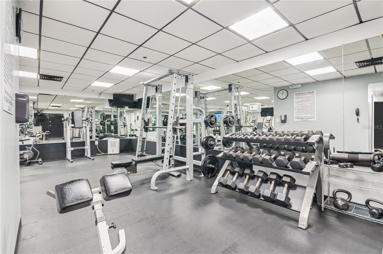 PARK LAKE TOWERS - Residential