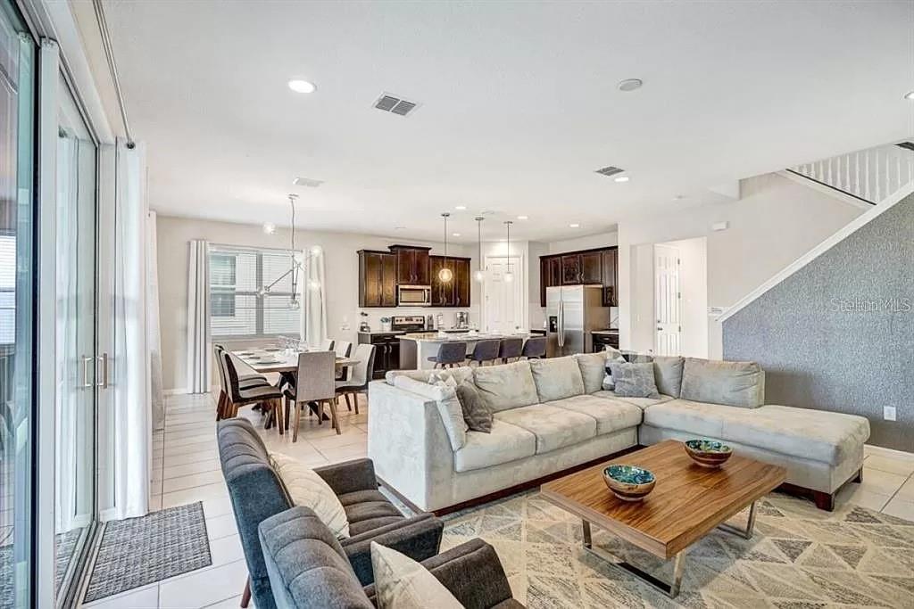1516 NASSAU POINT TRAIL