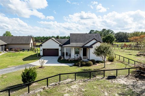 Photo of 21210 Horse Ranch Rd, Mount Dora, FL 32757 (MLS # G5109273)