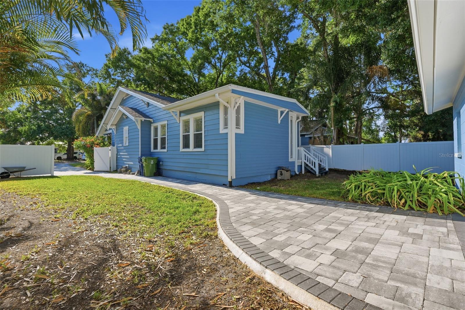 RIVER HAVEN - Residential