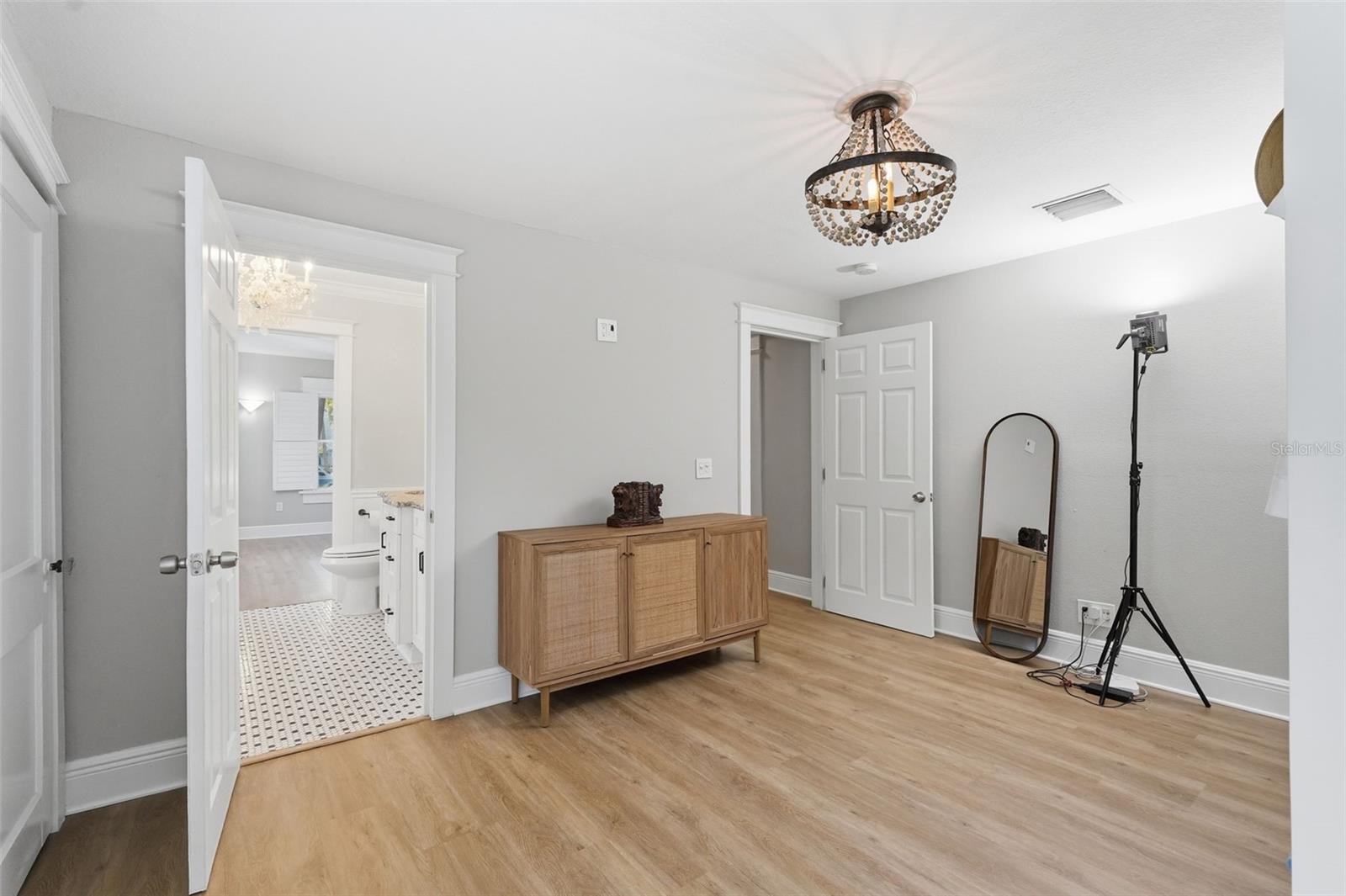 RIVER HAVEN - Residential
