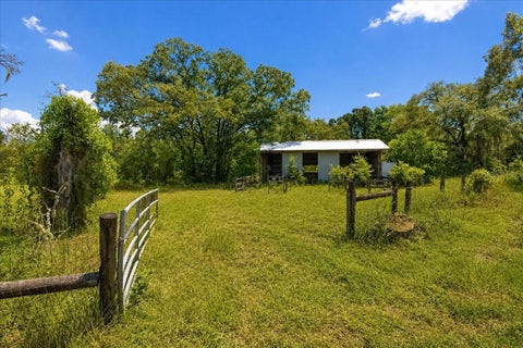Tiny photo for 18890 SW 44th Street, Dunnellon, FL 34432 (MLS # OM725952)