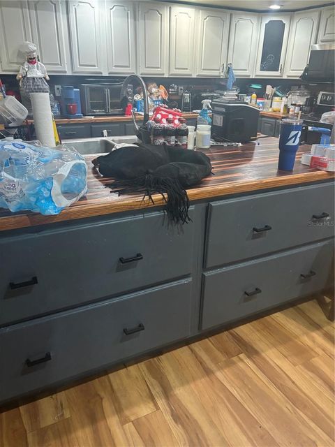 Tiny photo for 18890 SW 44th Street, Dunnellon, FL 34432 (MLS # OM725952)