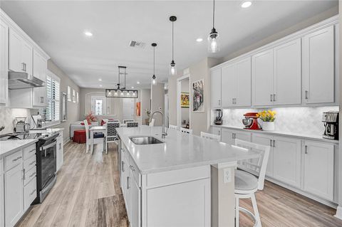 Tiny photo for 13756 Vadini Street, Venice, FL 34293 (MLS # N6141004)