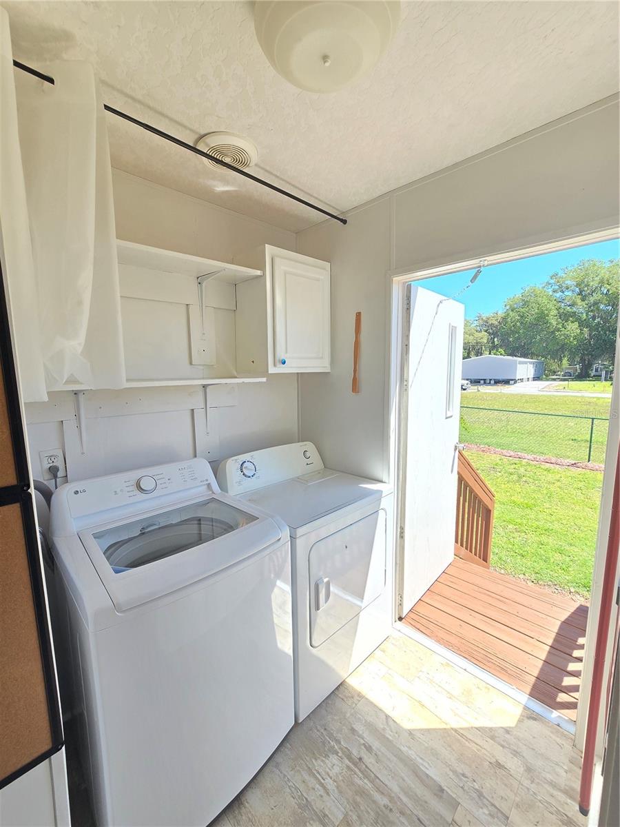 ASTATULA MEADOWS SUB - Residential