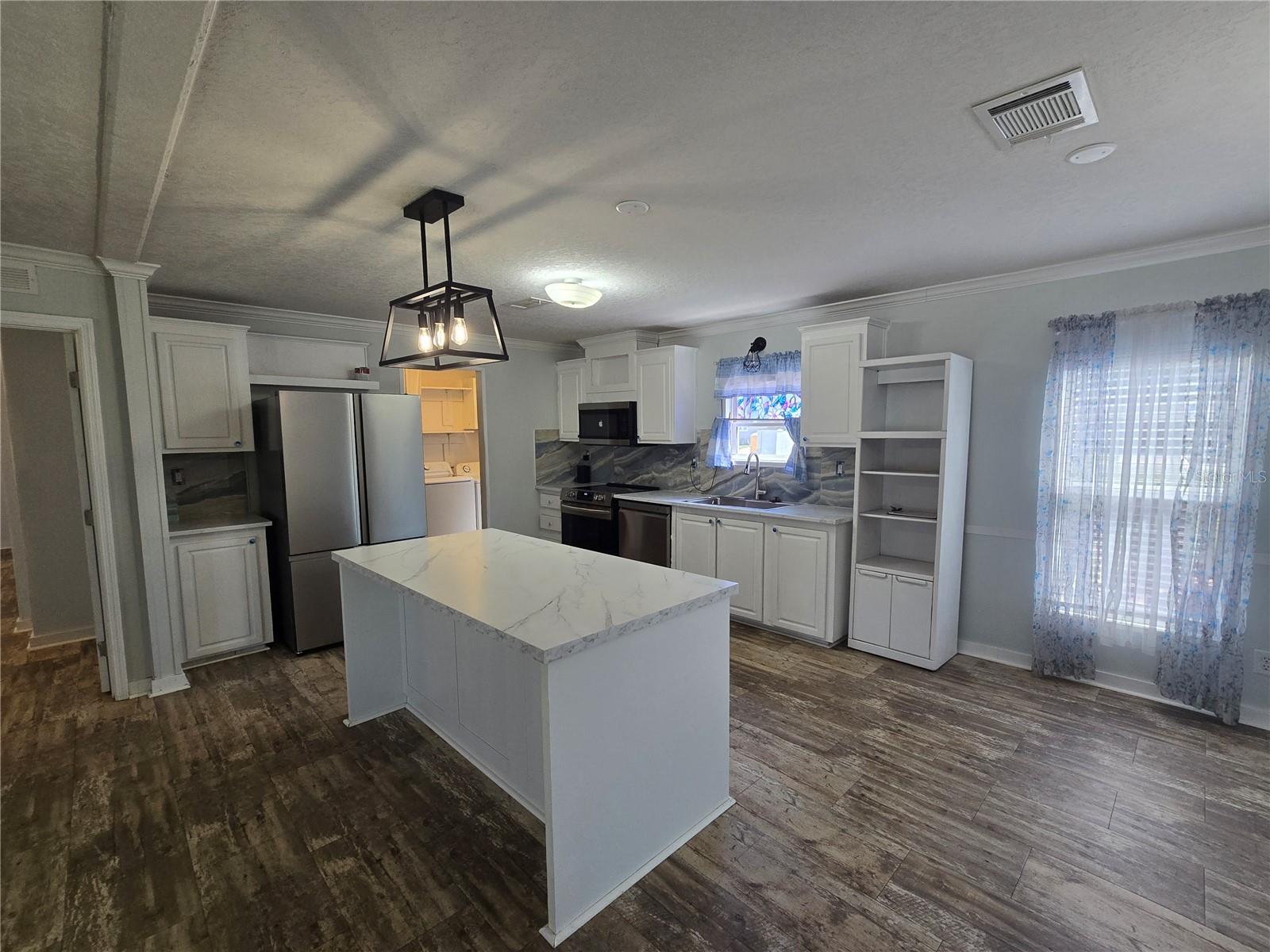 ASTATULA MEADOWS SUB - Residential