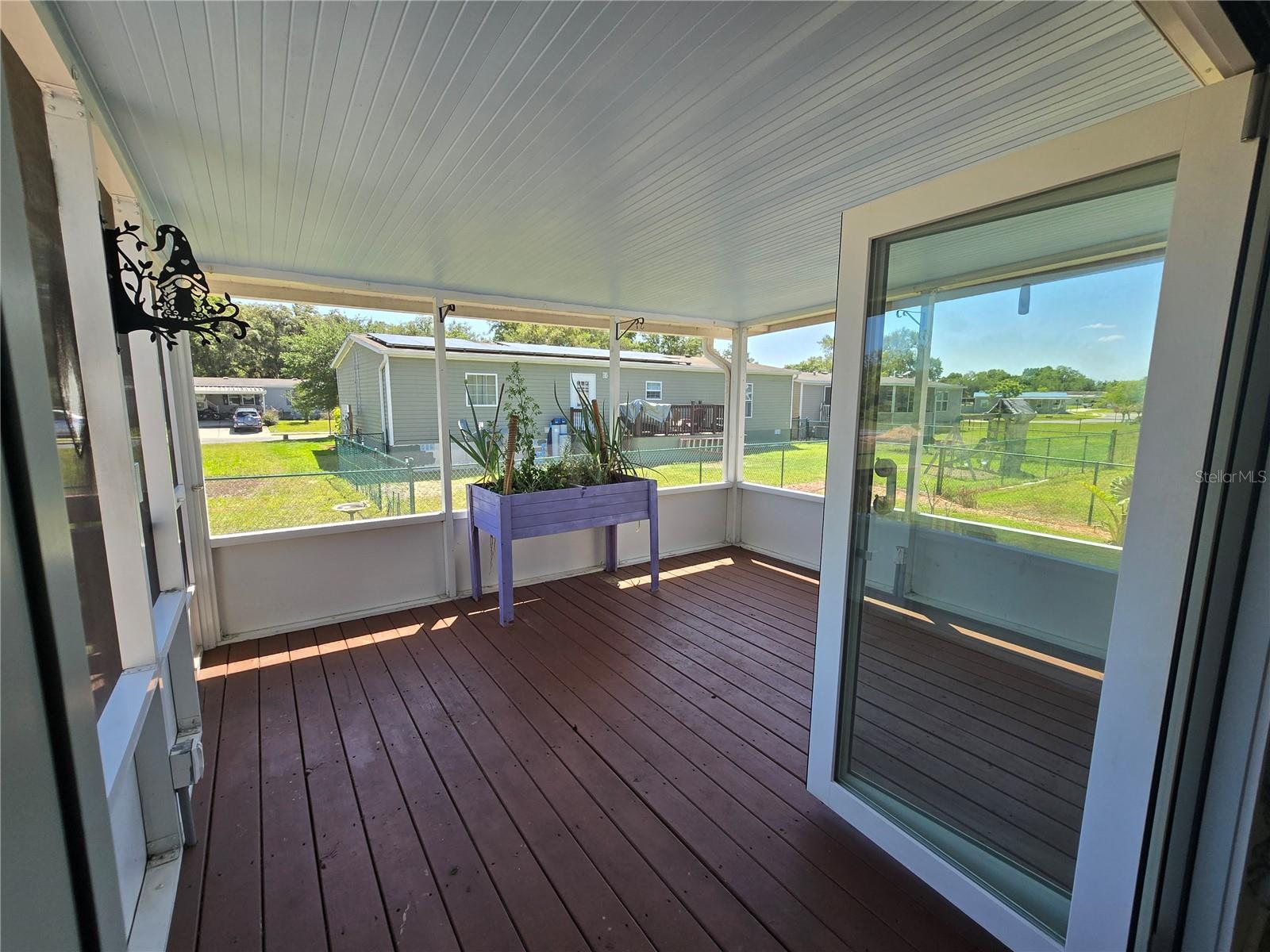 ASTATULA MEADOWS SUB - Residential