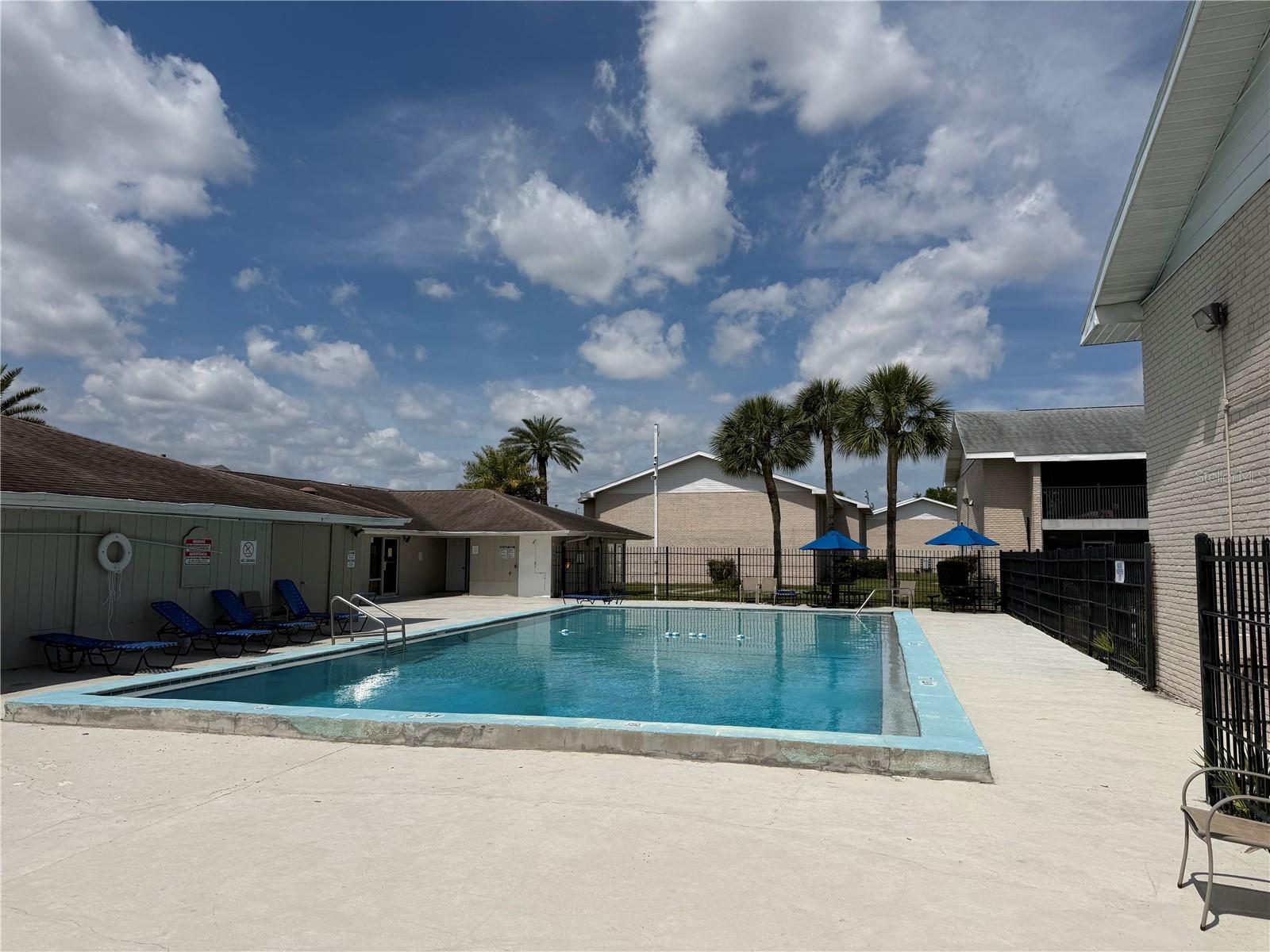 LAS PALMAS AT SAND LAKE CONDO - Residential