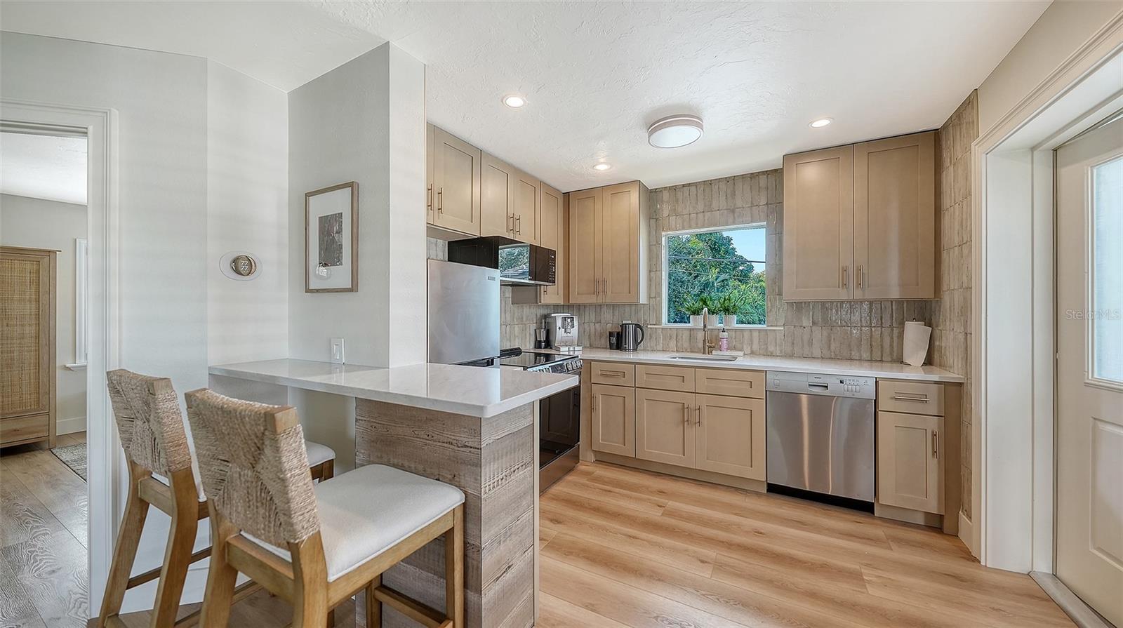 MCINTYRE WILSON & POTTERS - Residential