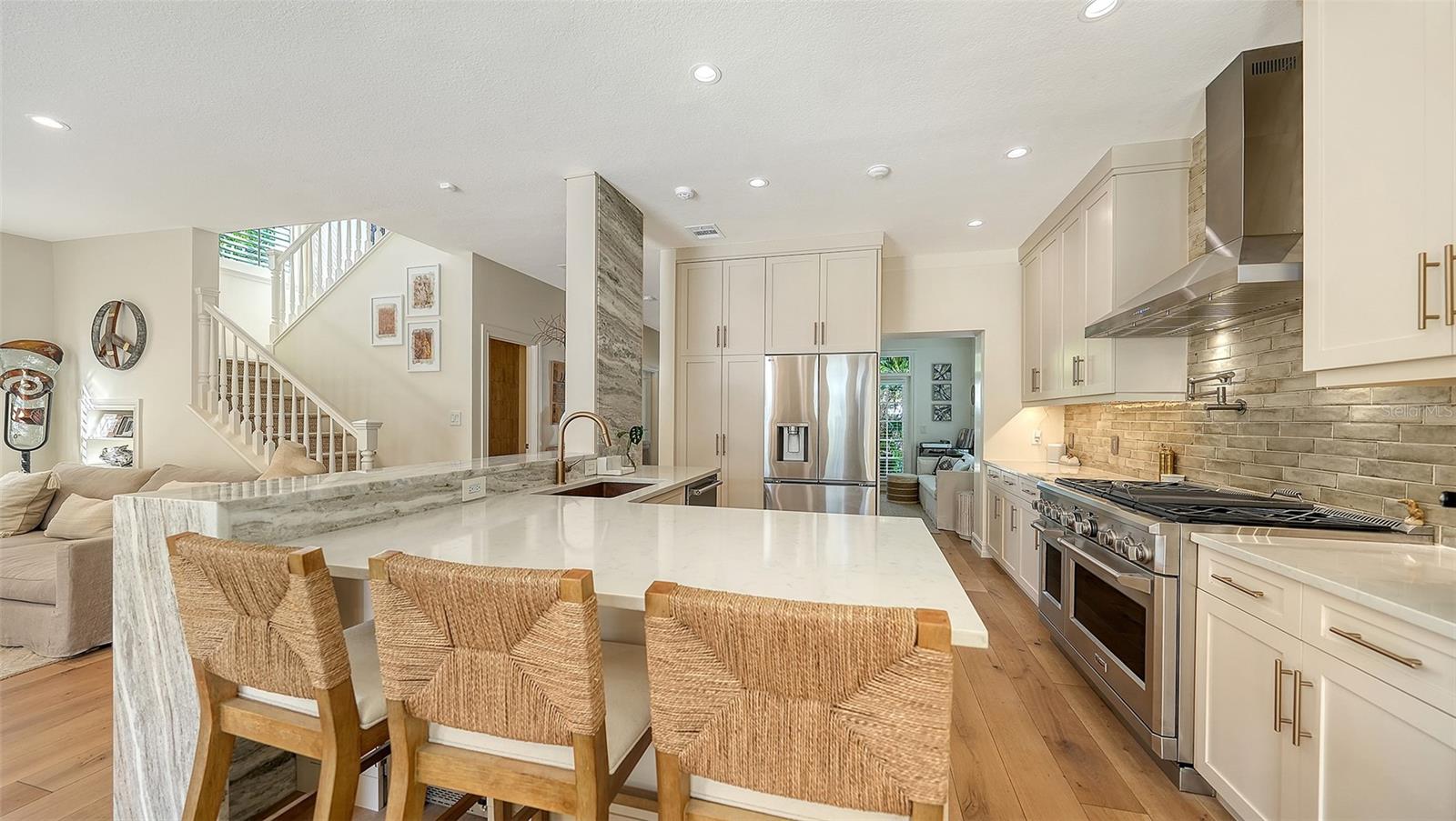 MCINTYRE WILSON & POTTERS - Residential