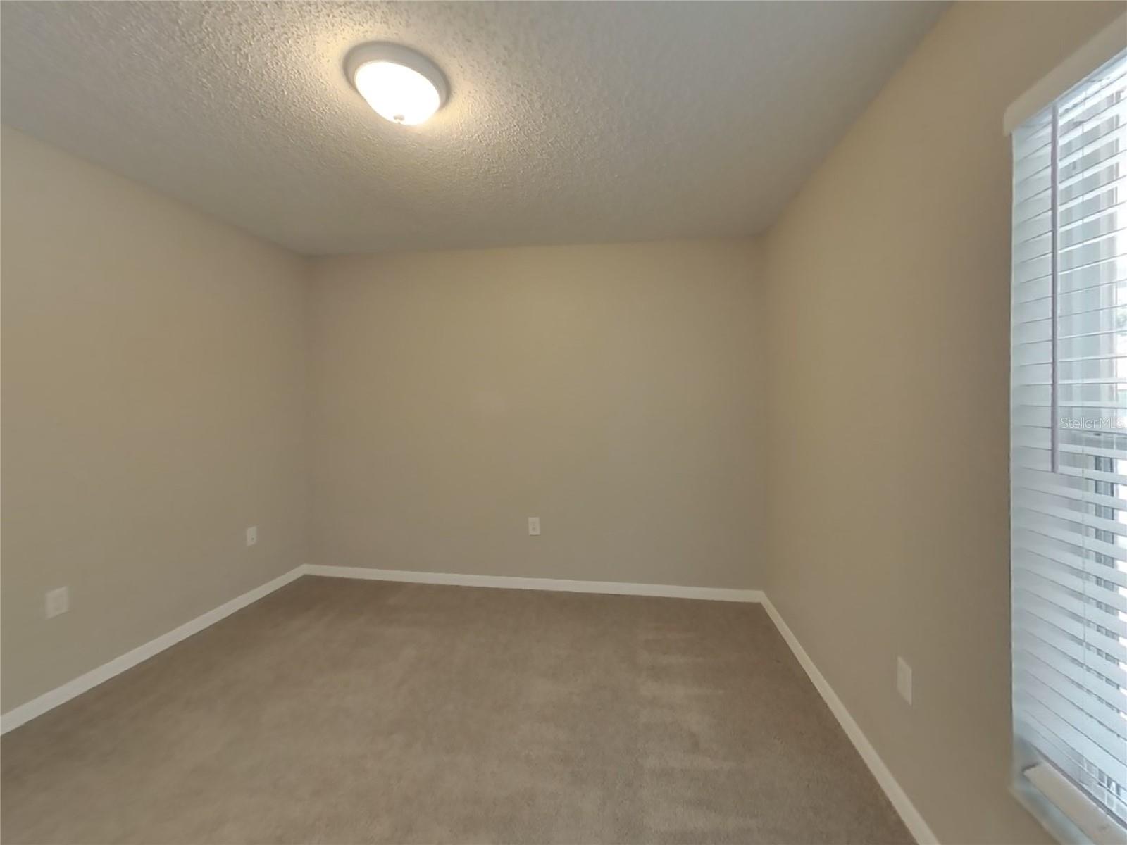 KINGS POND PH 02 - Residential Lease