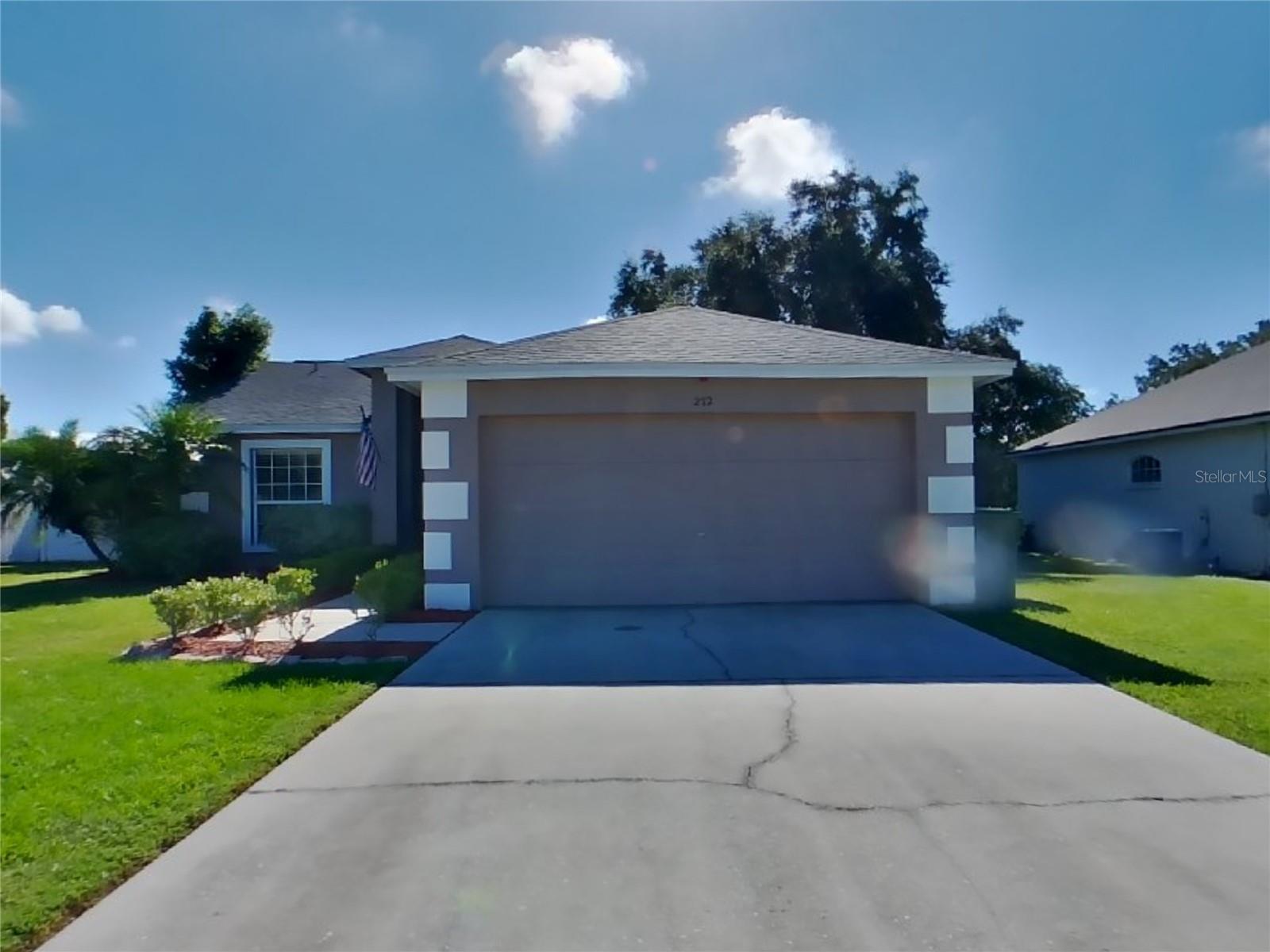 KINGS POND PH 02 - Residential Lease