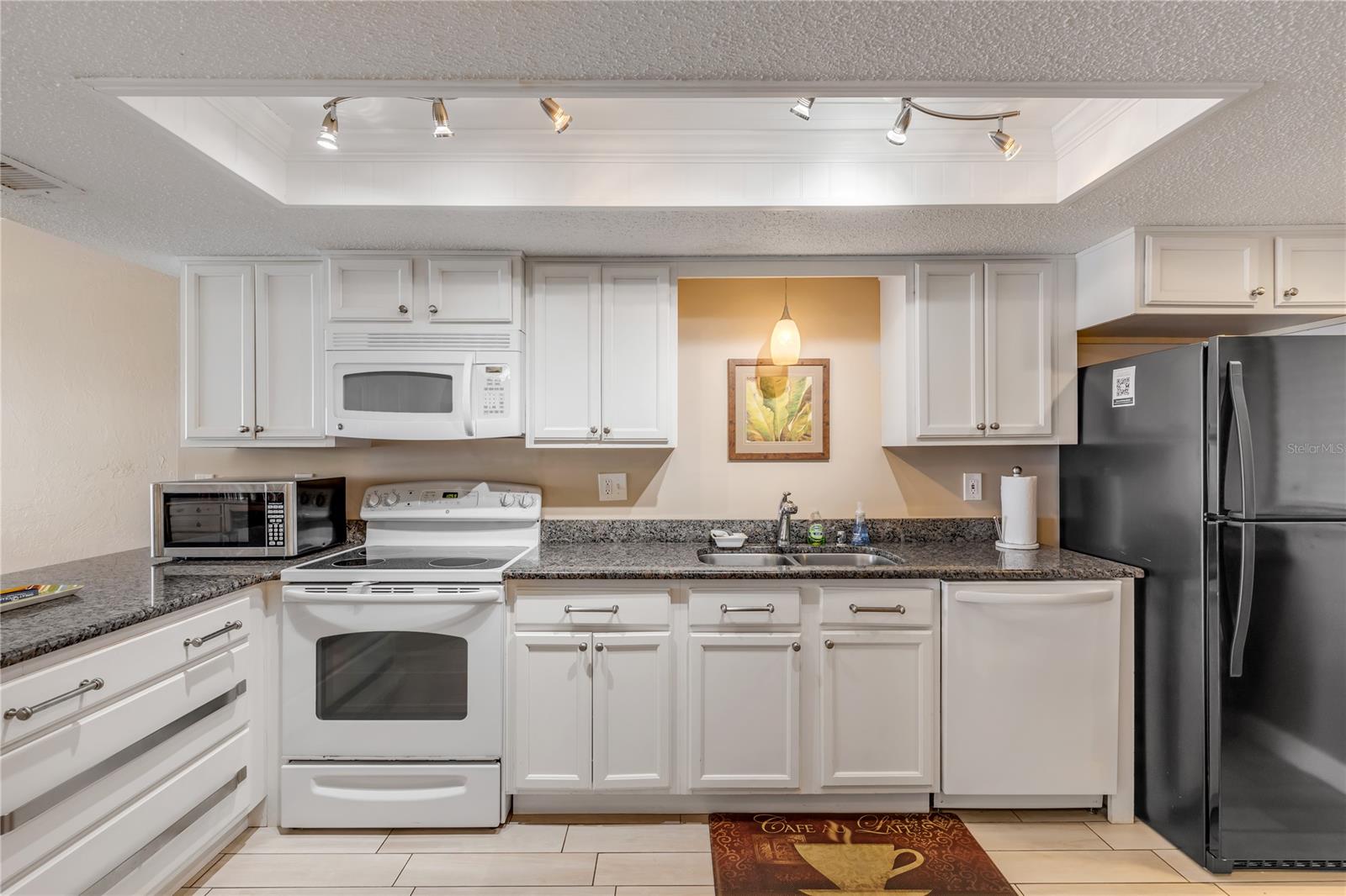 Ponce De Leon Towers Condo - Residential