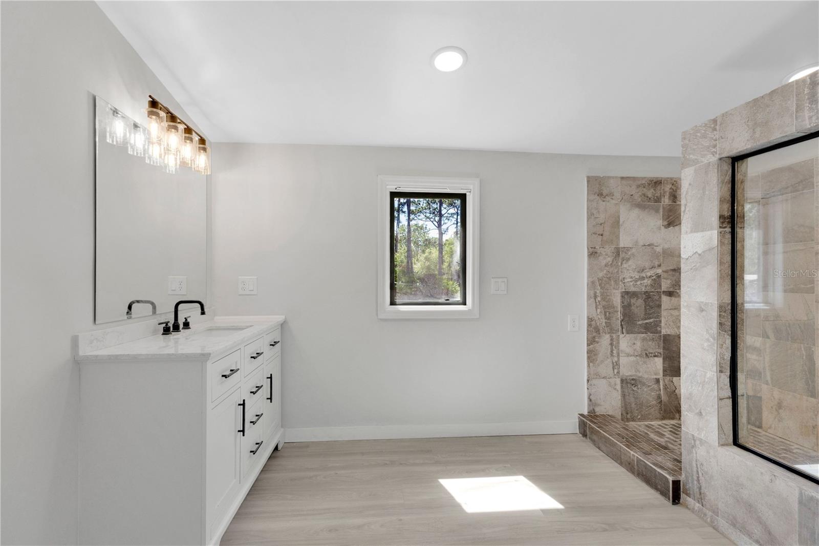 CANAVERAL ACRES 4 - Residential