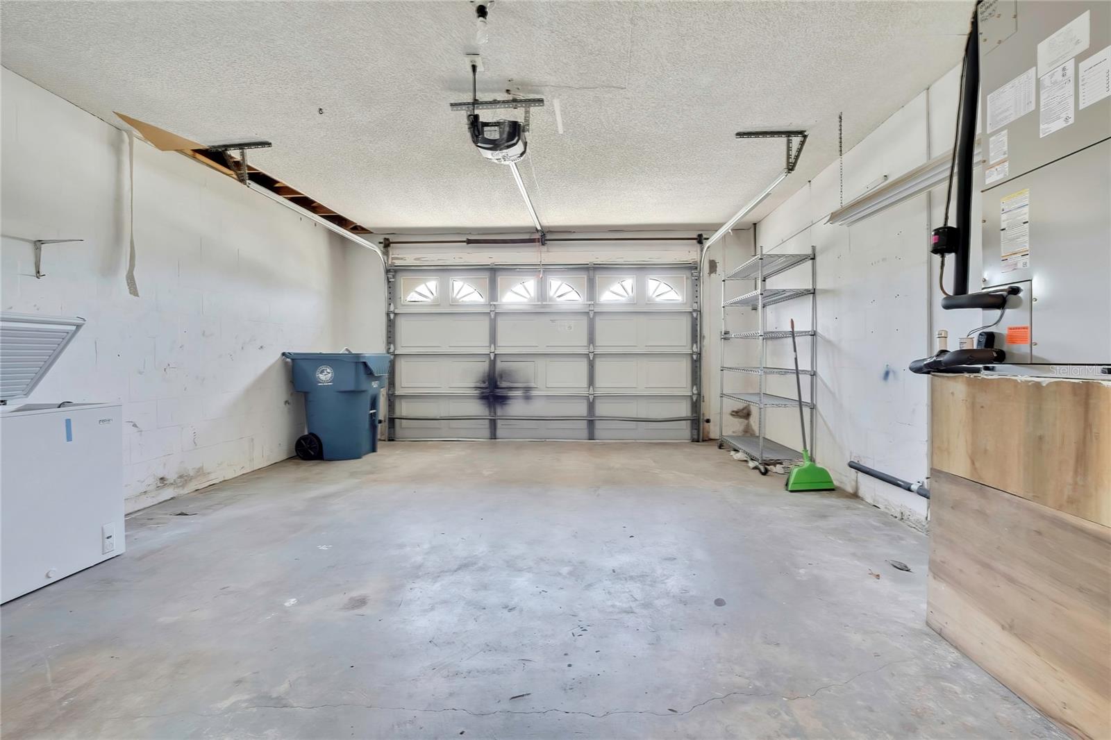 SPRING HILL UNIT 4 - Residential