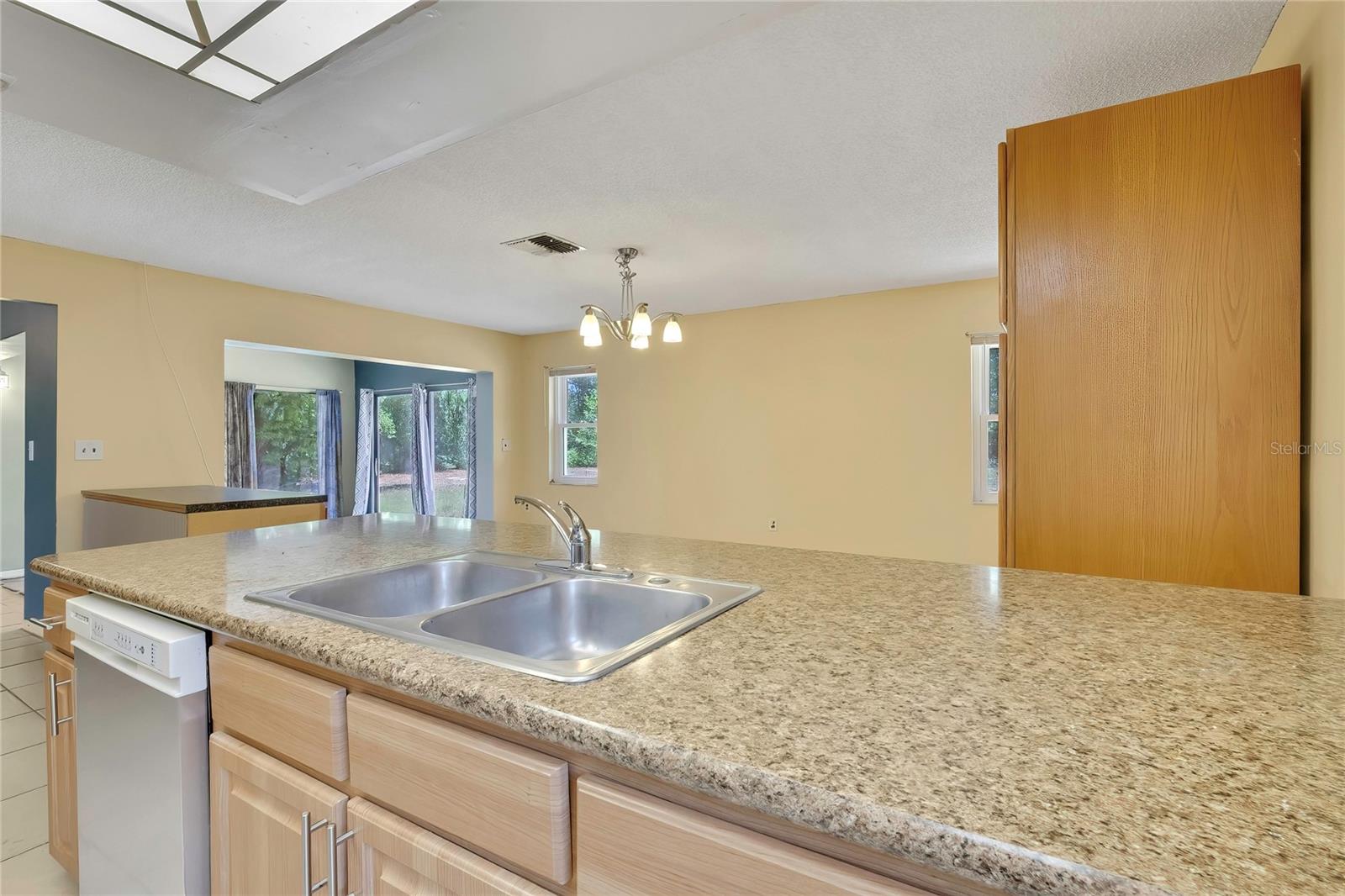 SPRING HILL UNIT 4 - Residential