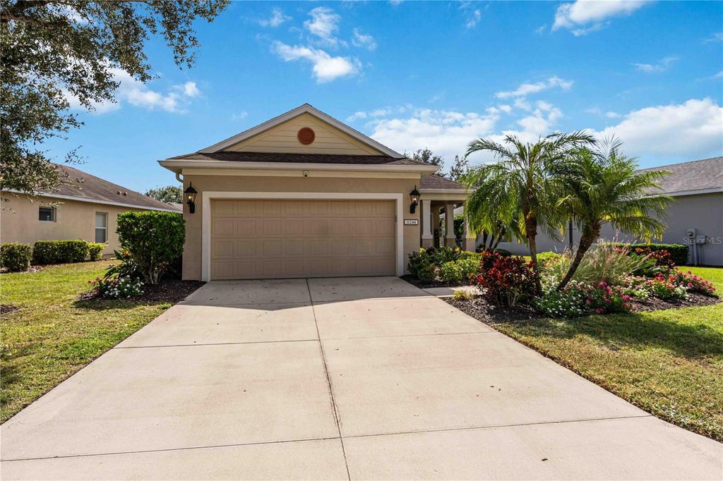 Photo of 11244 White Rock Terrace, Bradenton, FL 34211 (MLS # A4668579)