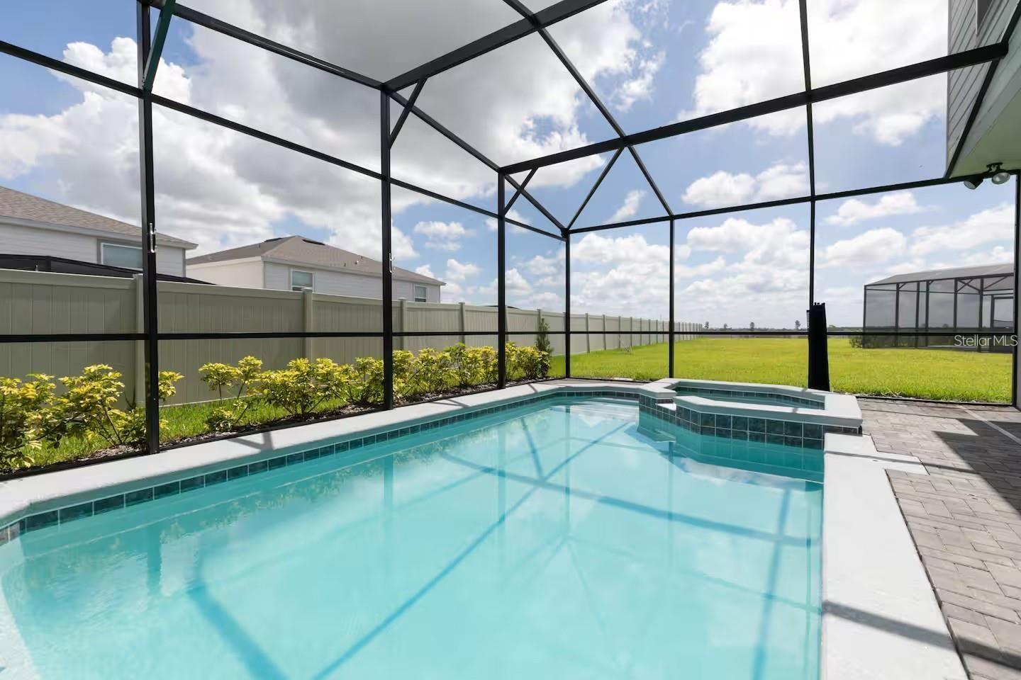 WINDSOR ISLAND RESIDENCE - Residential