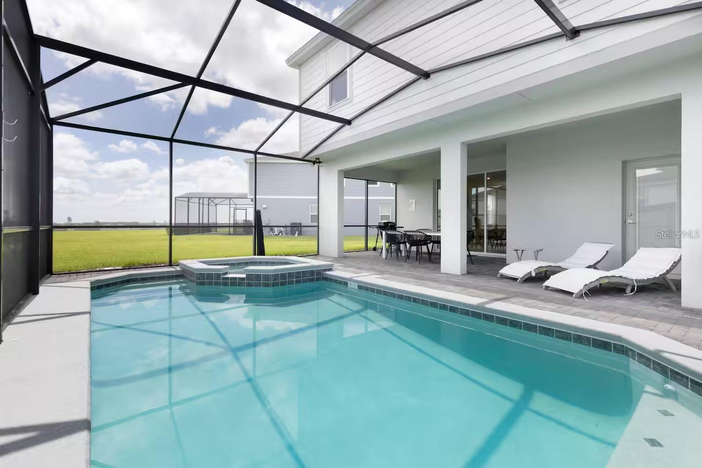 WINDSOR ISLAND RESIDENCE - Residential