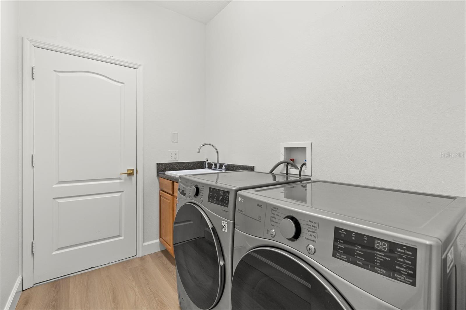 BELLE CHASE - Residential