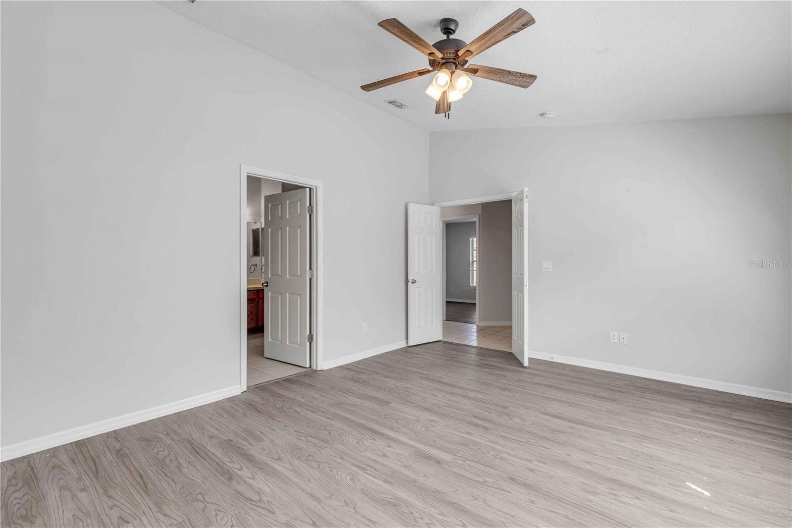 WINFIELD - Residential