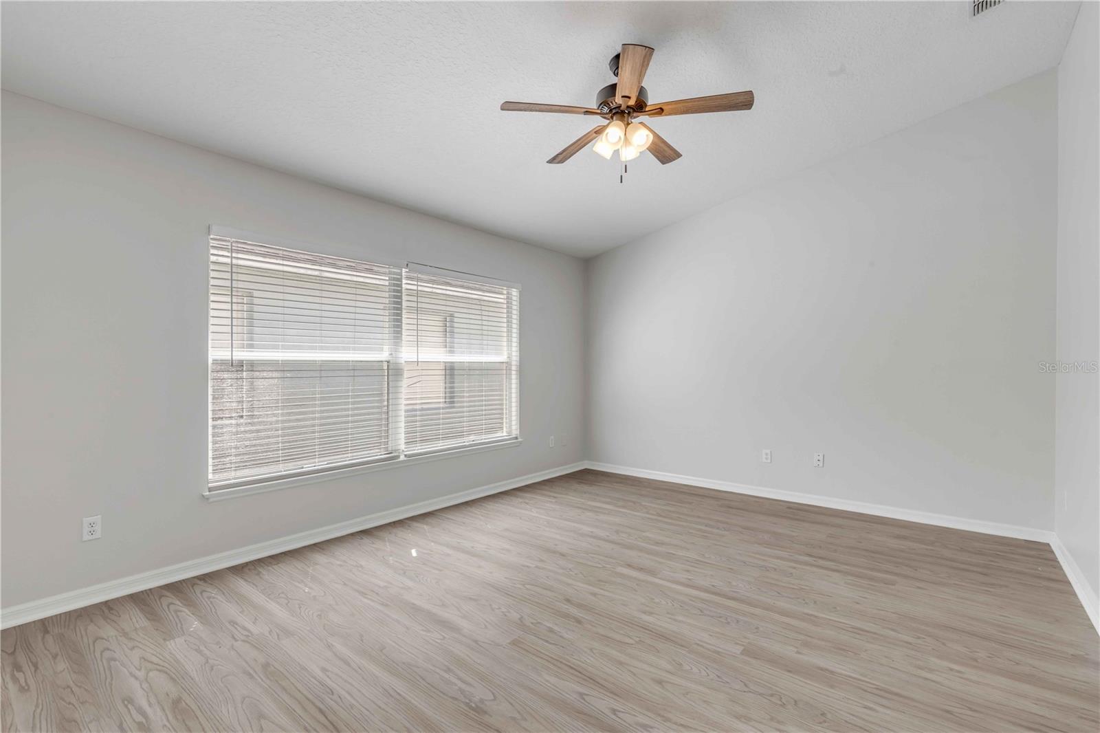 WINFIELD - Residential