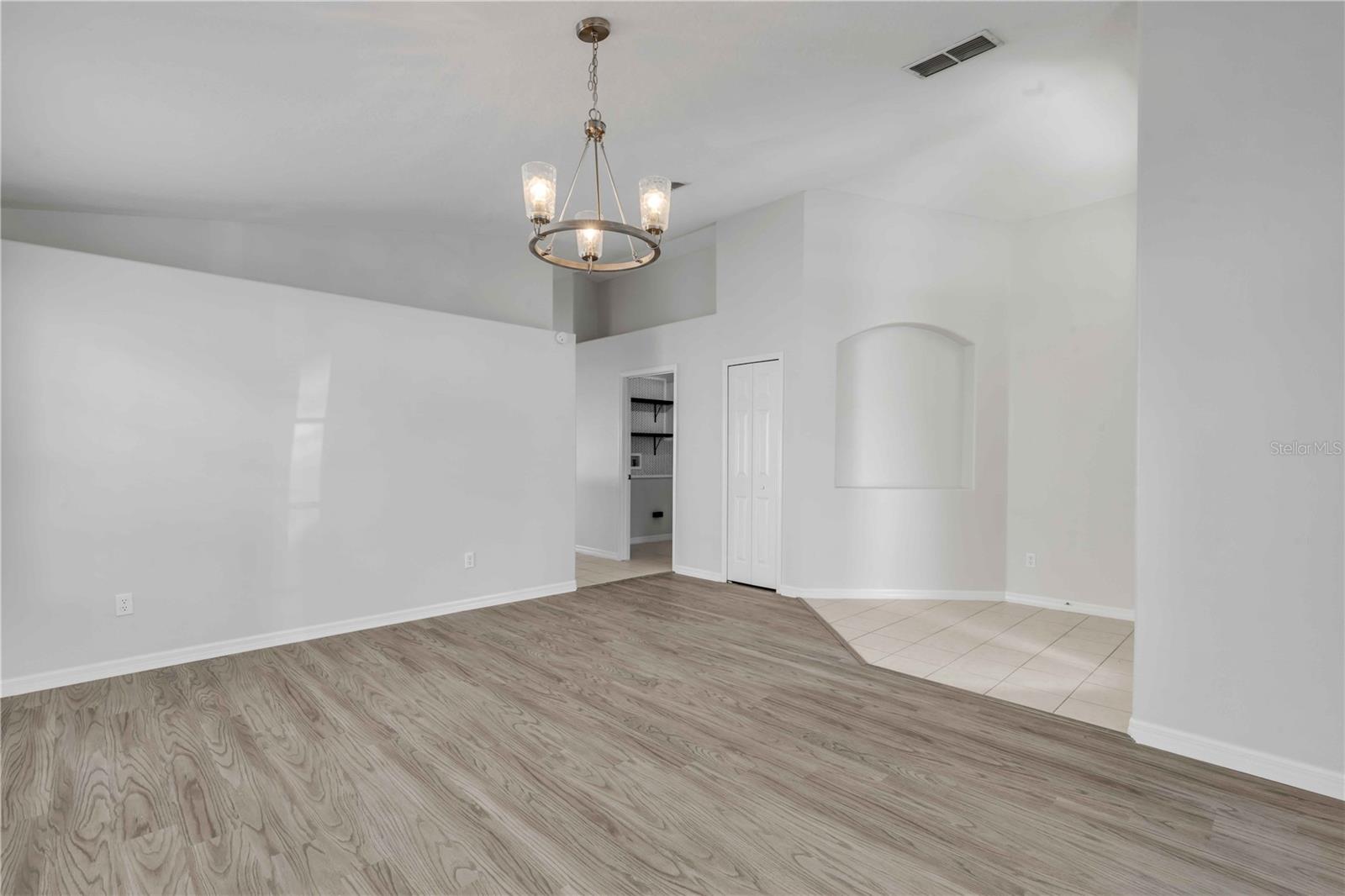 WINFIELD - Residential