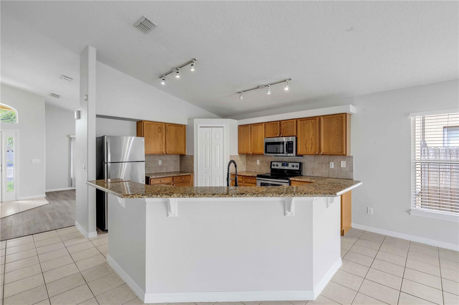 WINFIELD - Residential