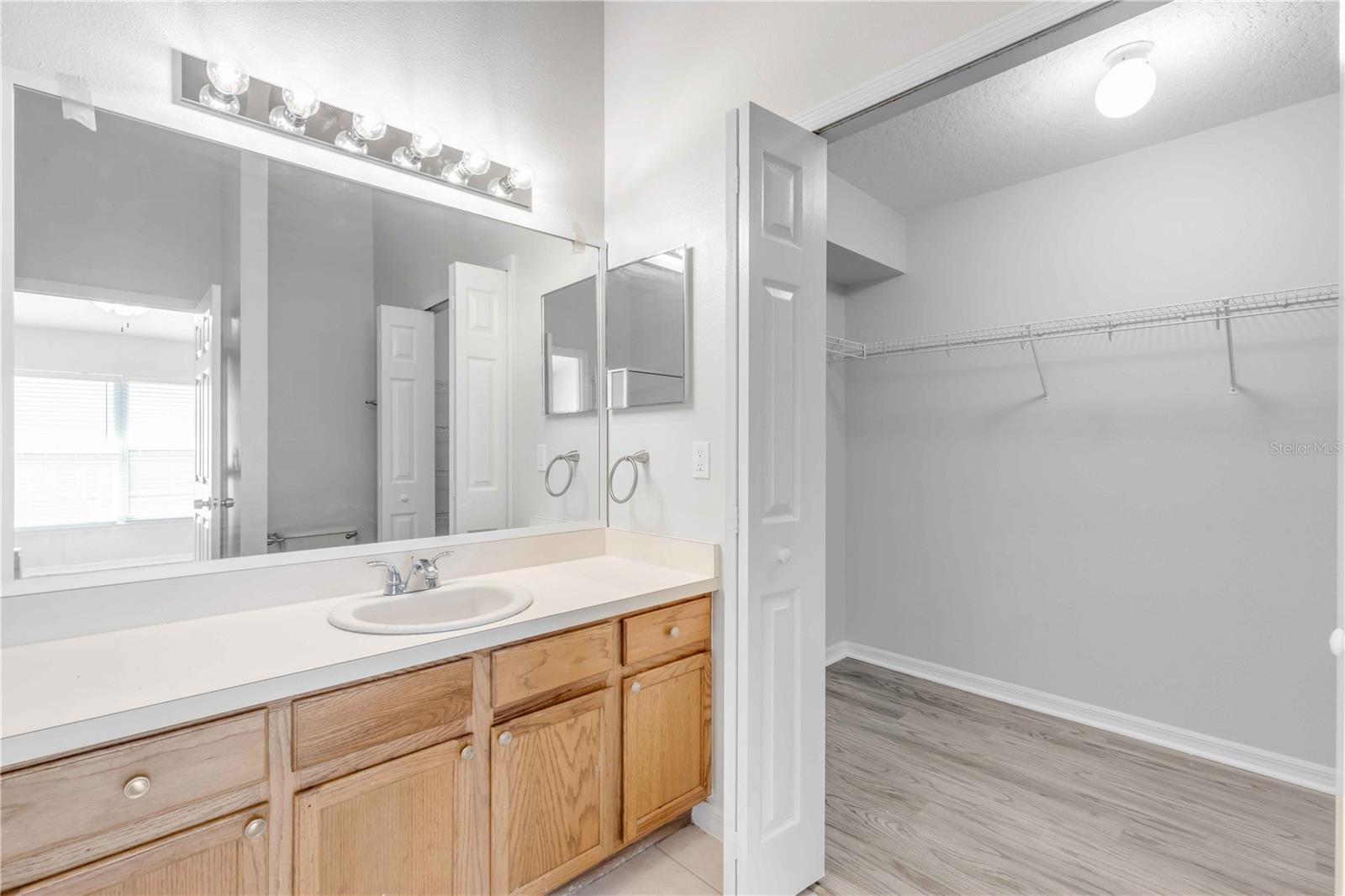 WINFIELD - Residential