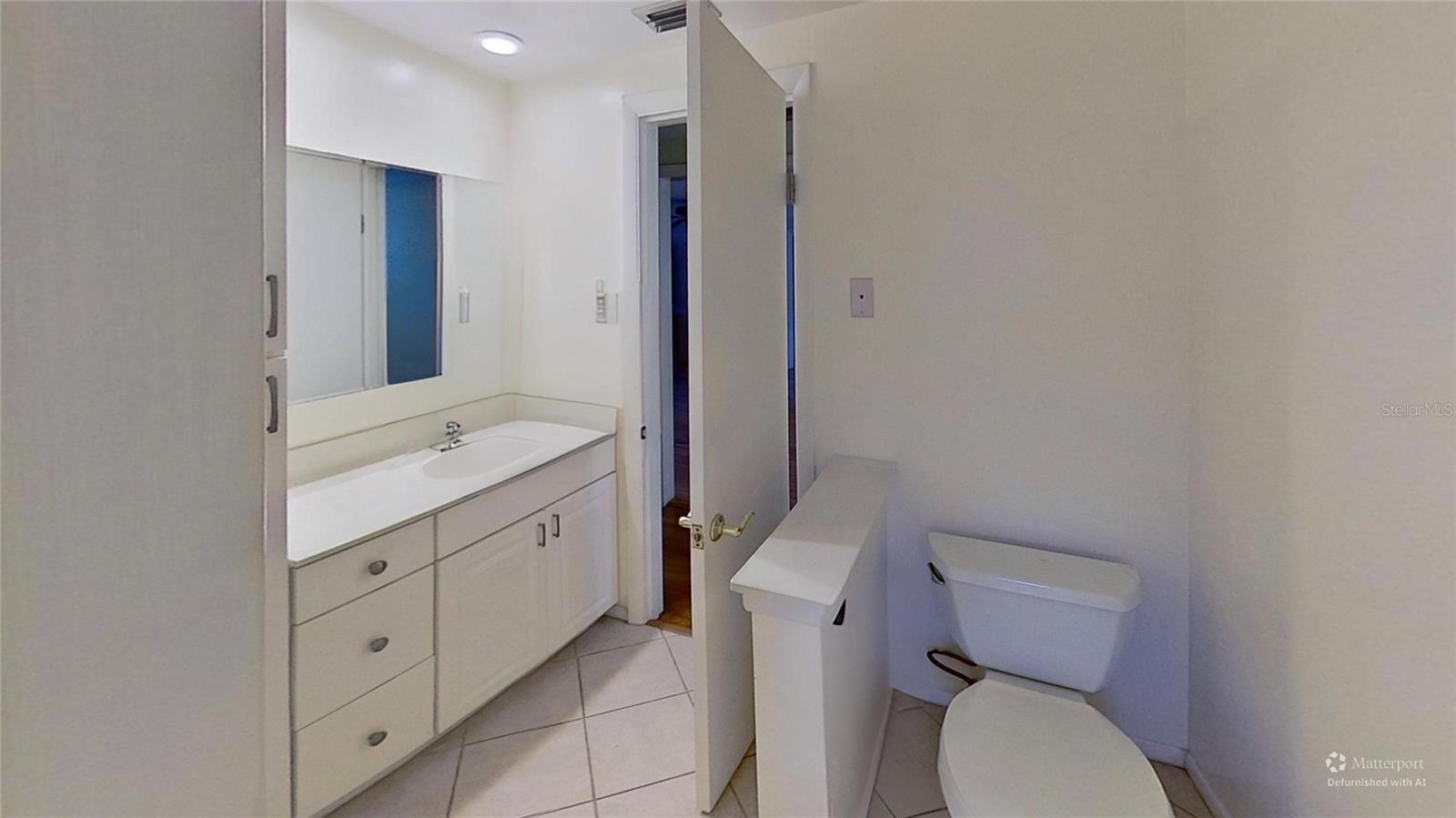 SOUTH GATE - Residential