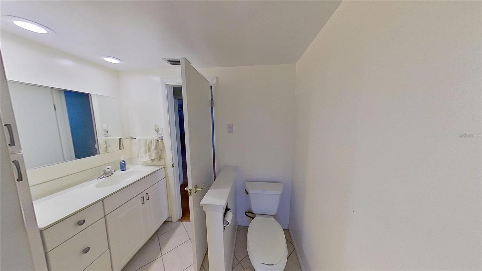 SOUTH GATE - Residential