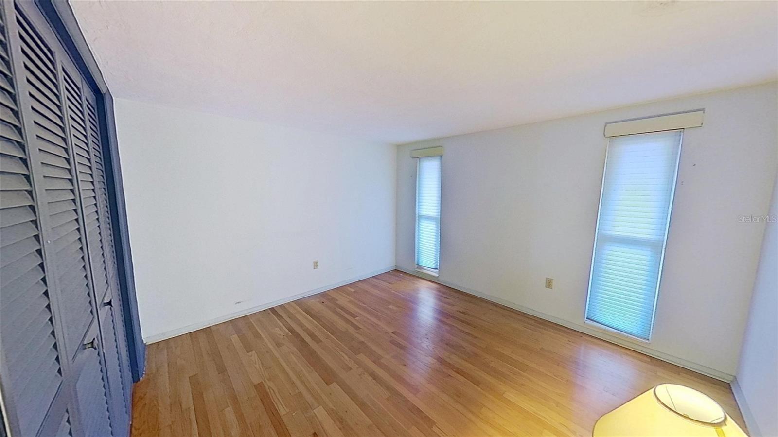 SOUTH GATE - Residential