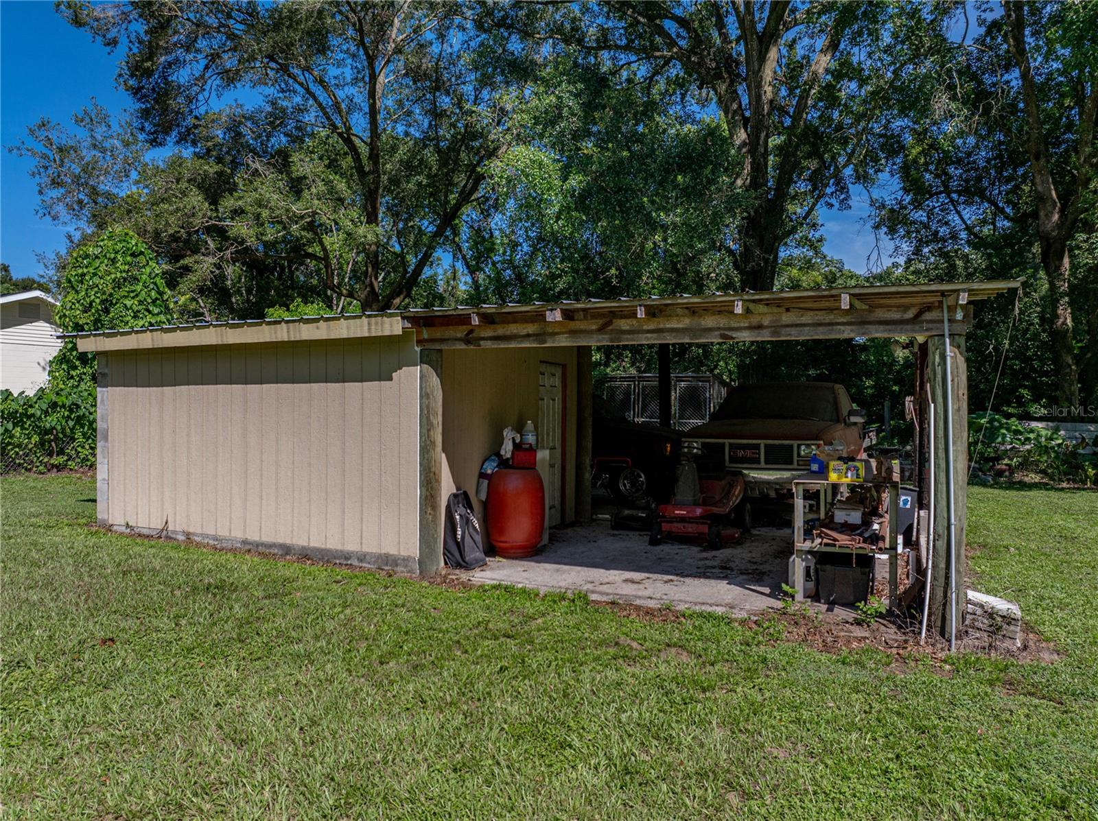 MACON - Residential