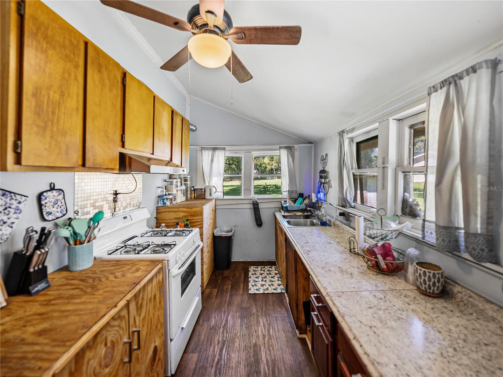 MACON - Residential