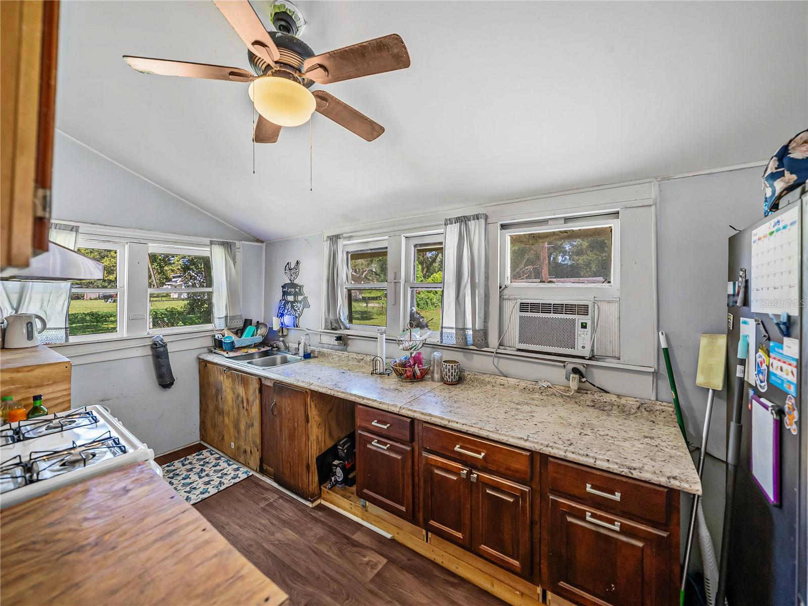 MACON - Residential