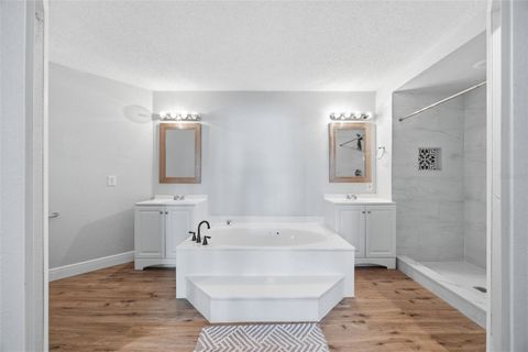 Tiny photo for 33710 Linda Lane, Leesburg, FL 34788 (MLS # TB8481071)