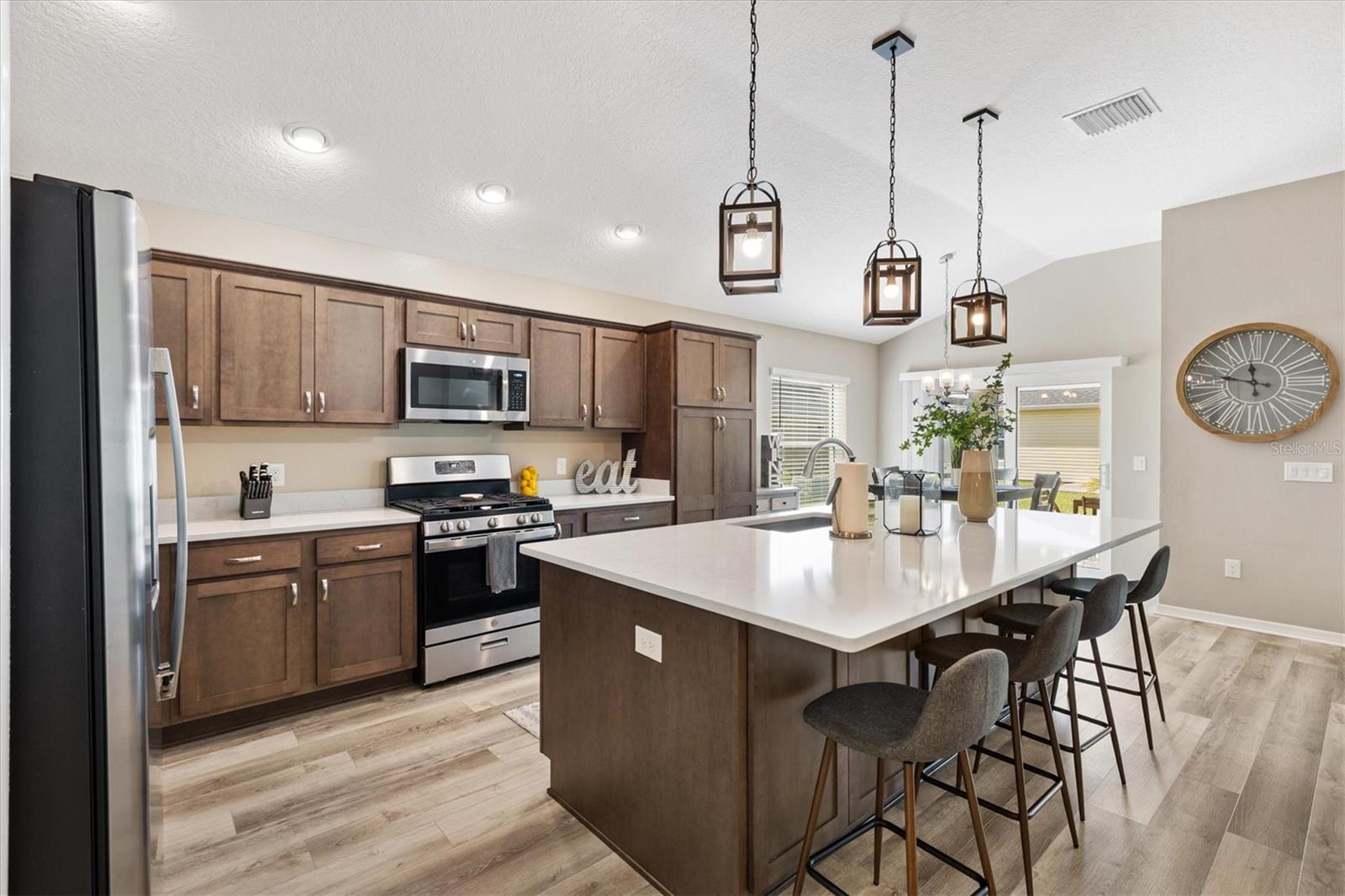 VILLAGES OF SOUTHERN OAKS - Residential