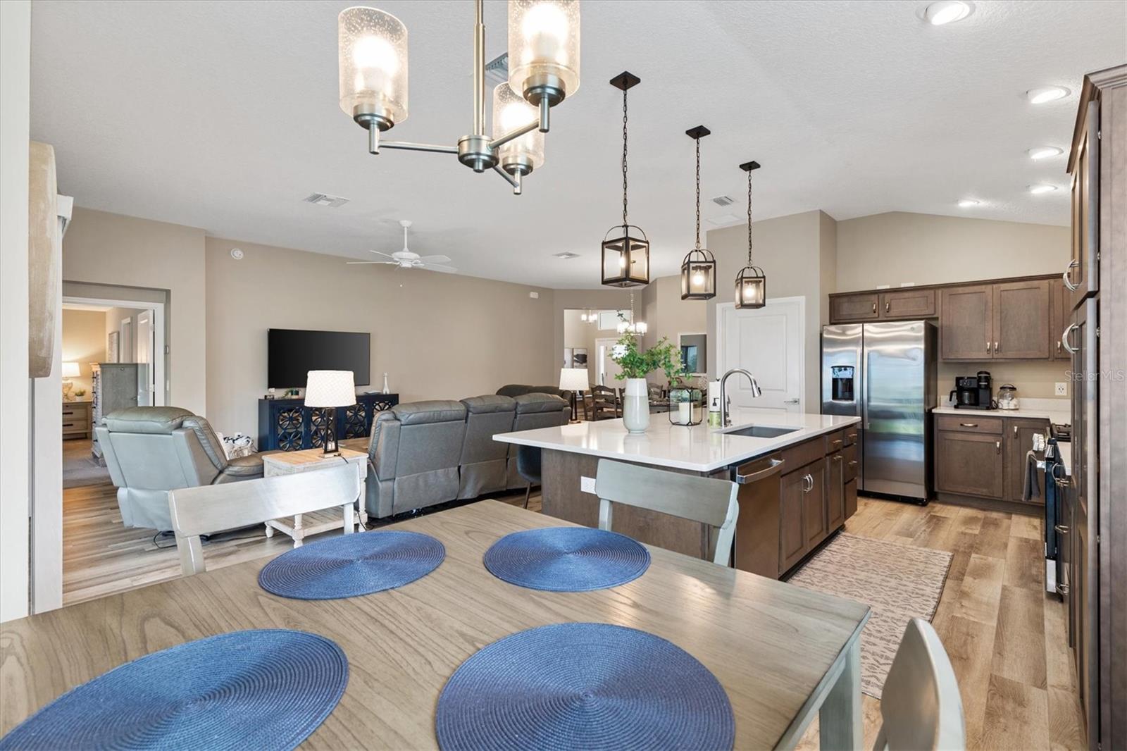 VILLAGES OF SOUTHERN OAKS - Residential