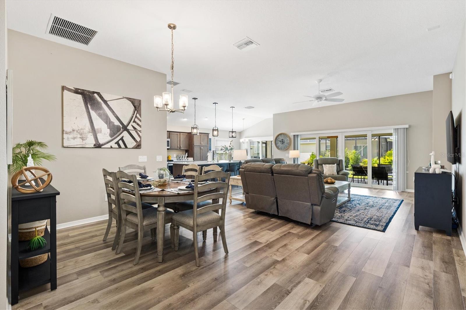 VILLAGES OF SOUTHERN OAKS - Residential