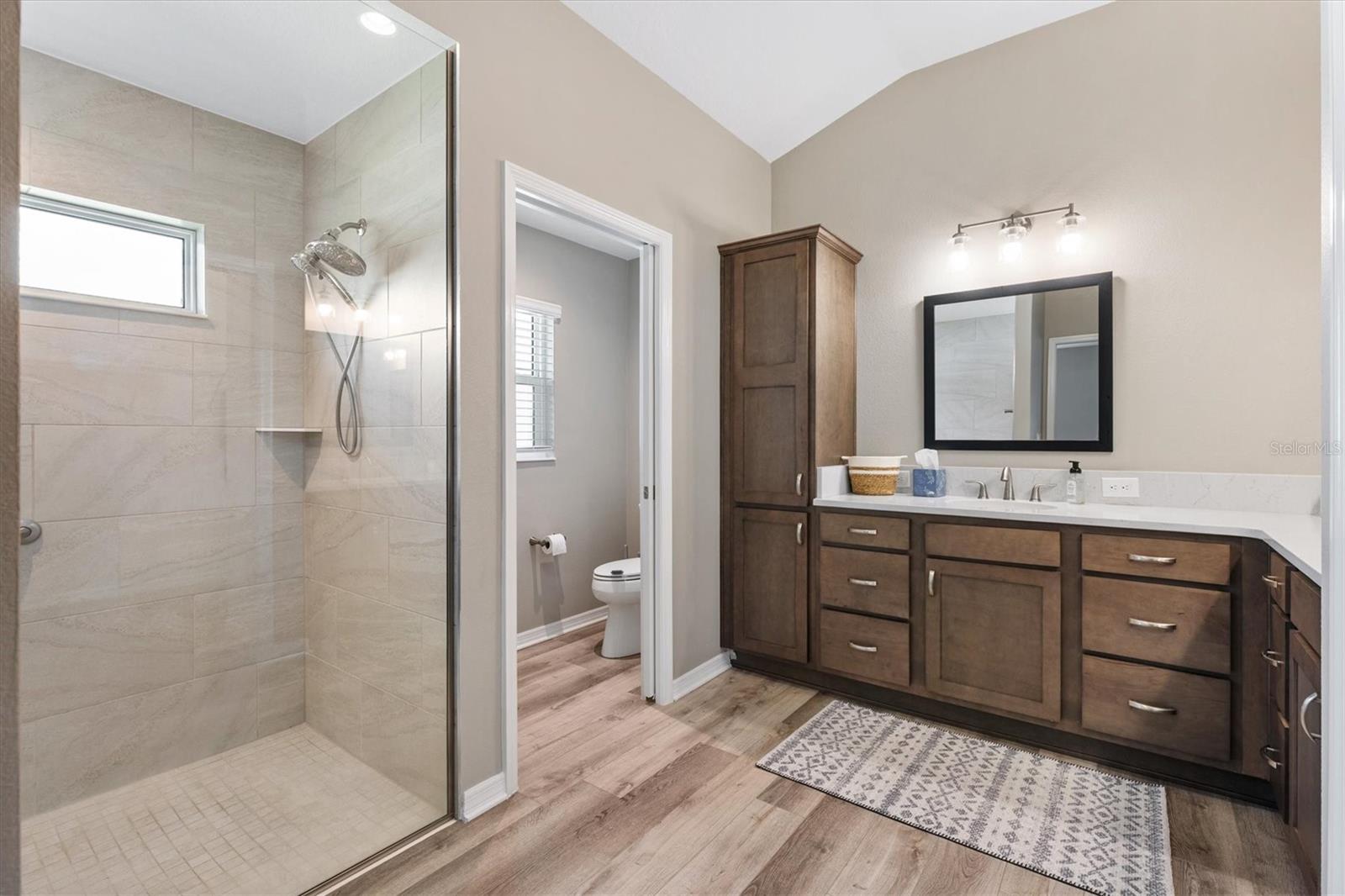 VILLAGES OF SOUTHERN OAKS - Residential